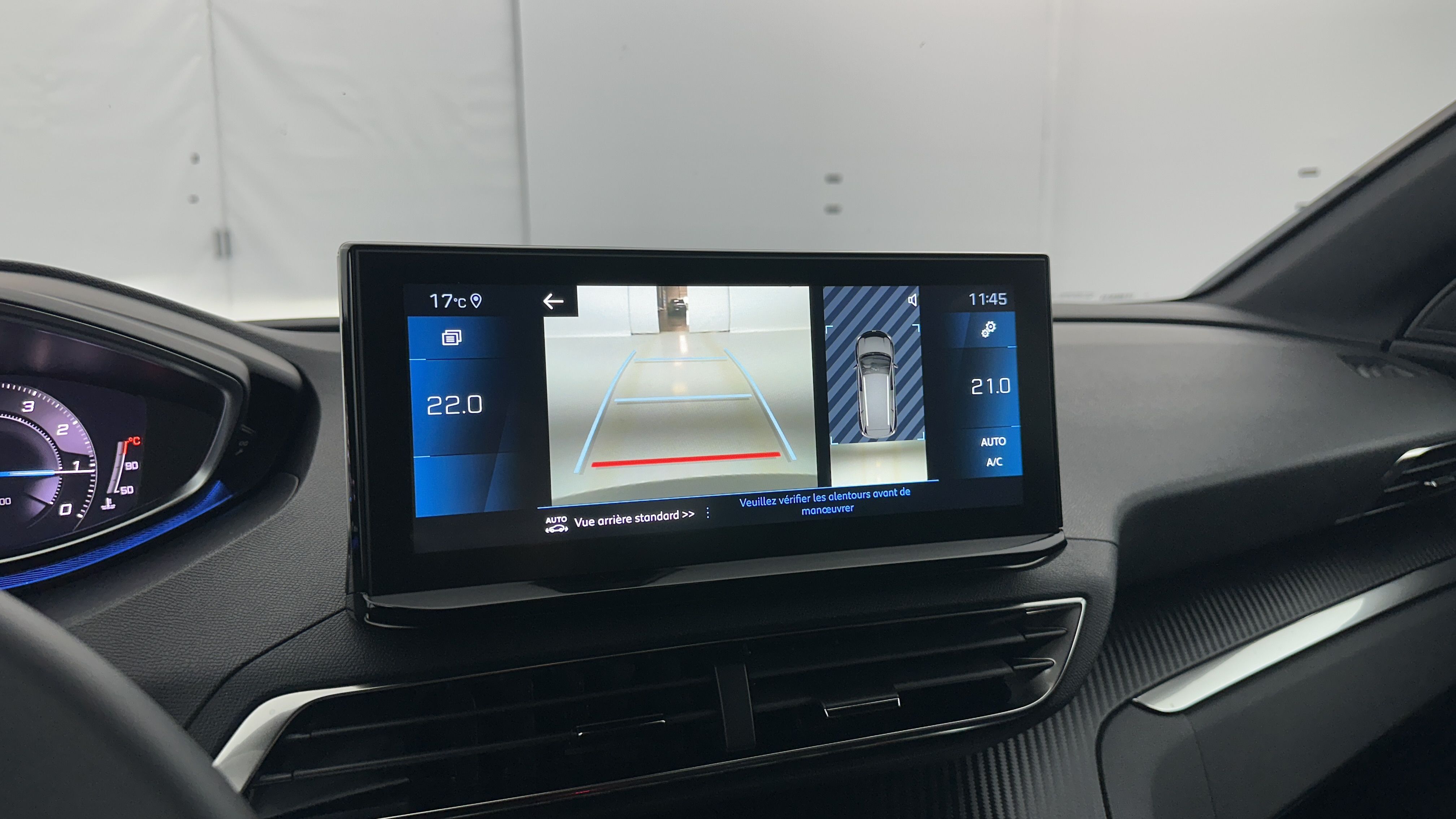 GLI00002314_p53 - PEUGEOT - 5008 - 2023 - photo 19