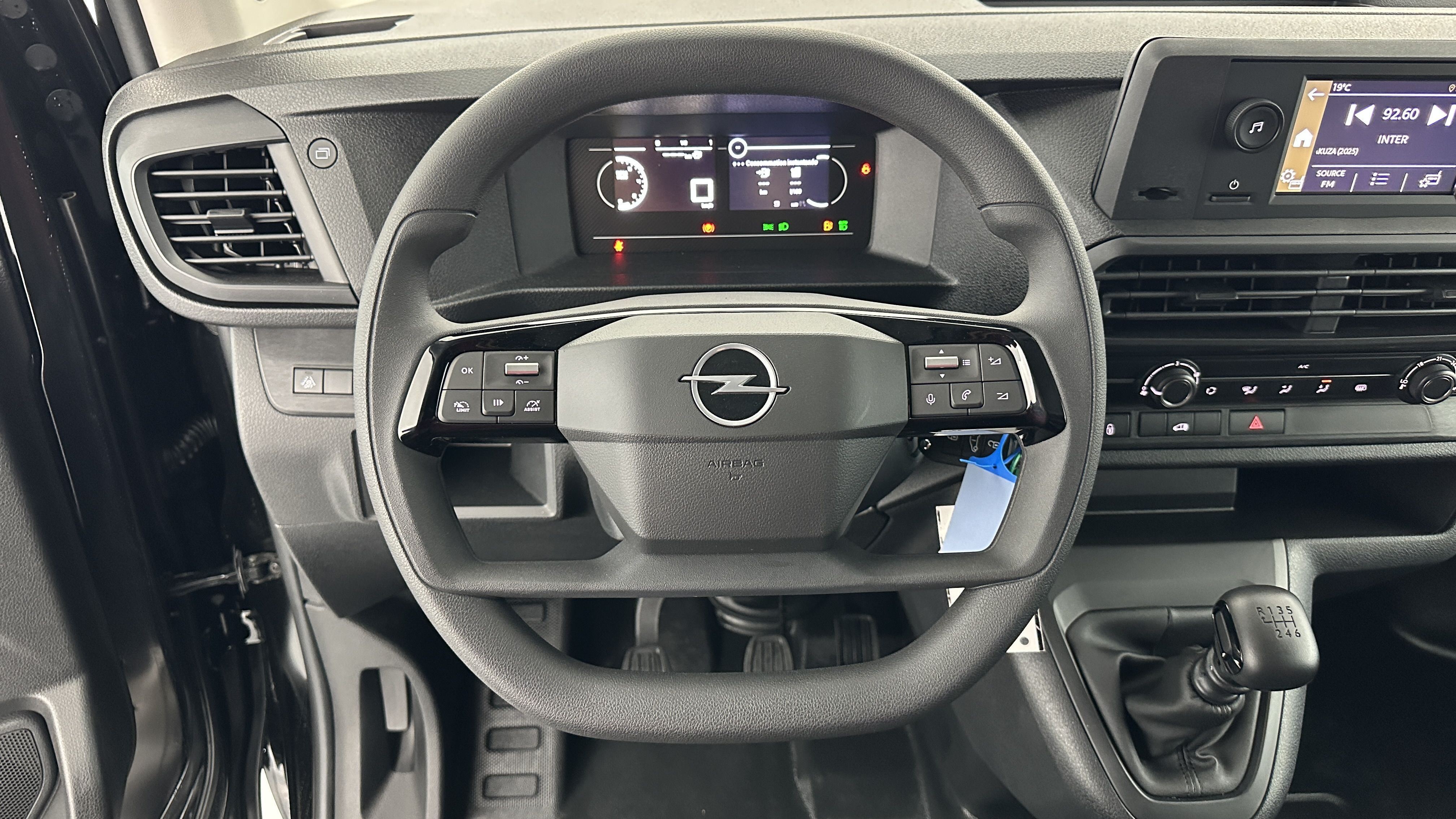 GLI00002335_p53 - OPEL - VIVARO - 2025 - photo 10