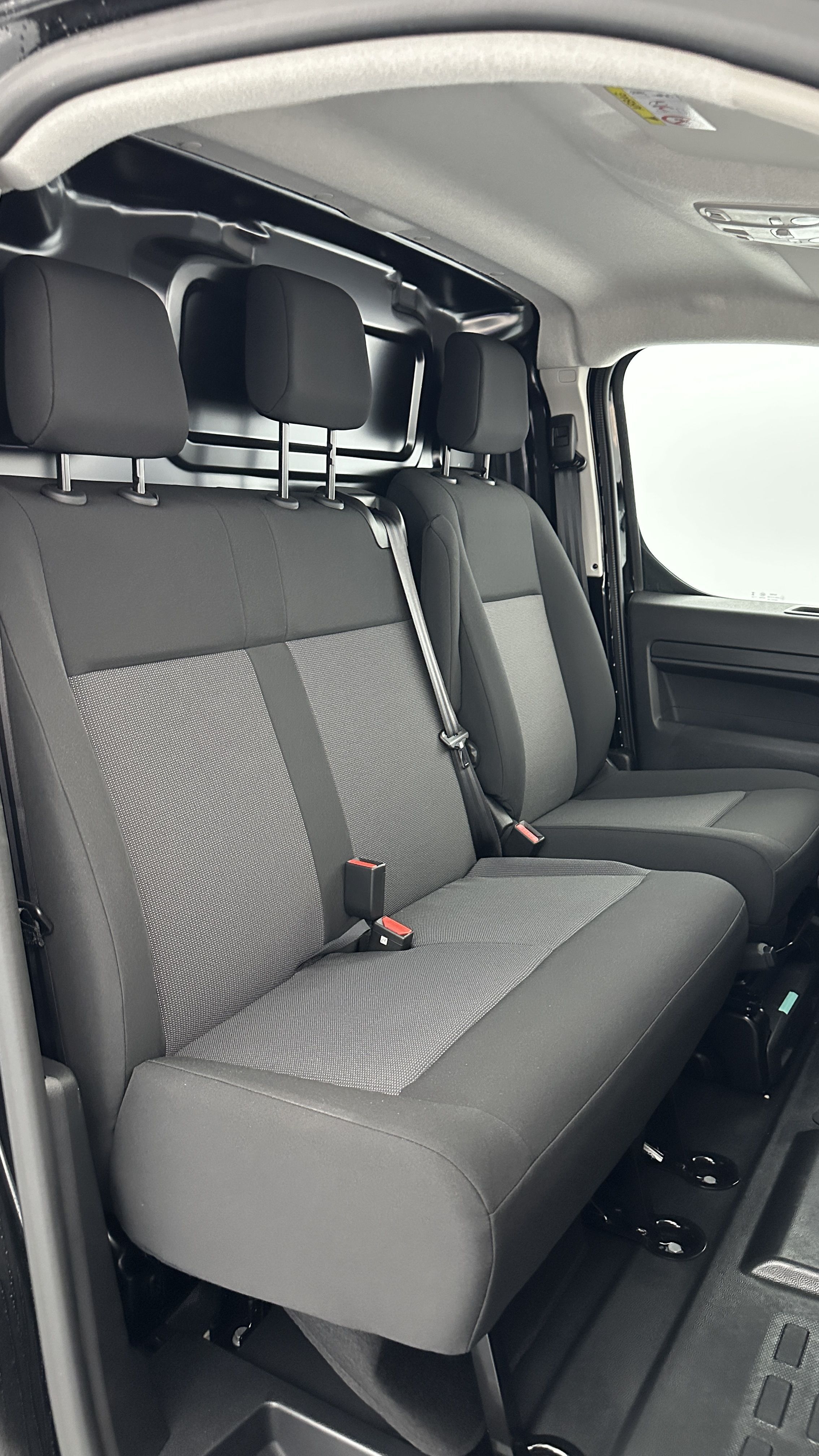 GLI00002335_p53 - OPEL - VIVARO - 2025 - photo 12