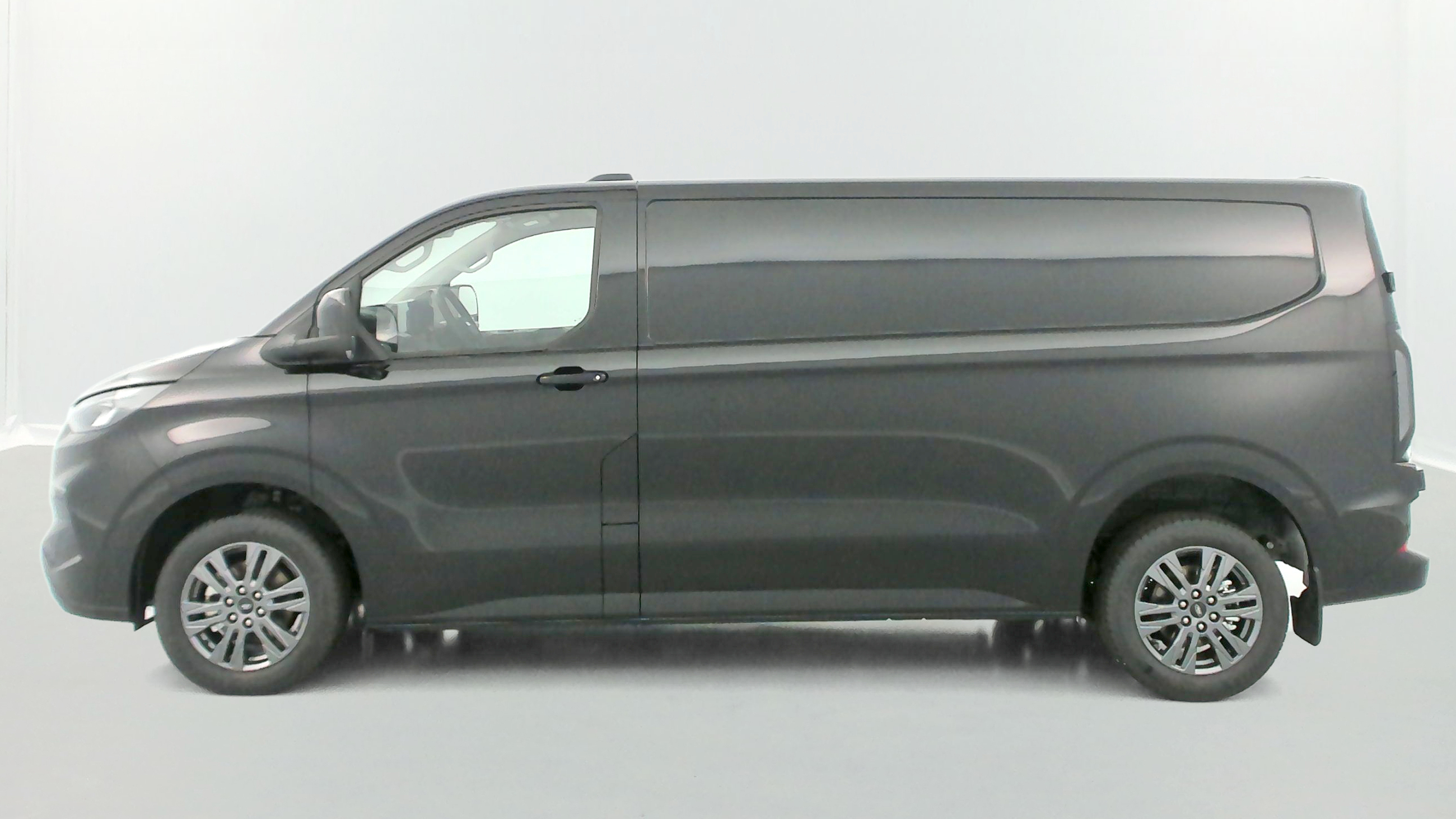 GLI00001261_p53 - FORD - TRANSIT - 2025 - photo 4