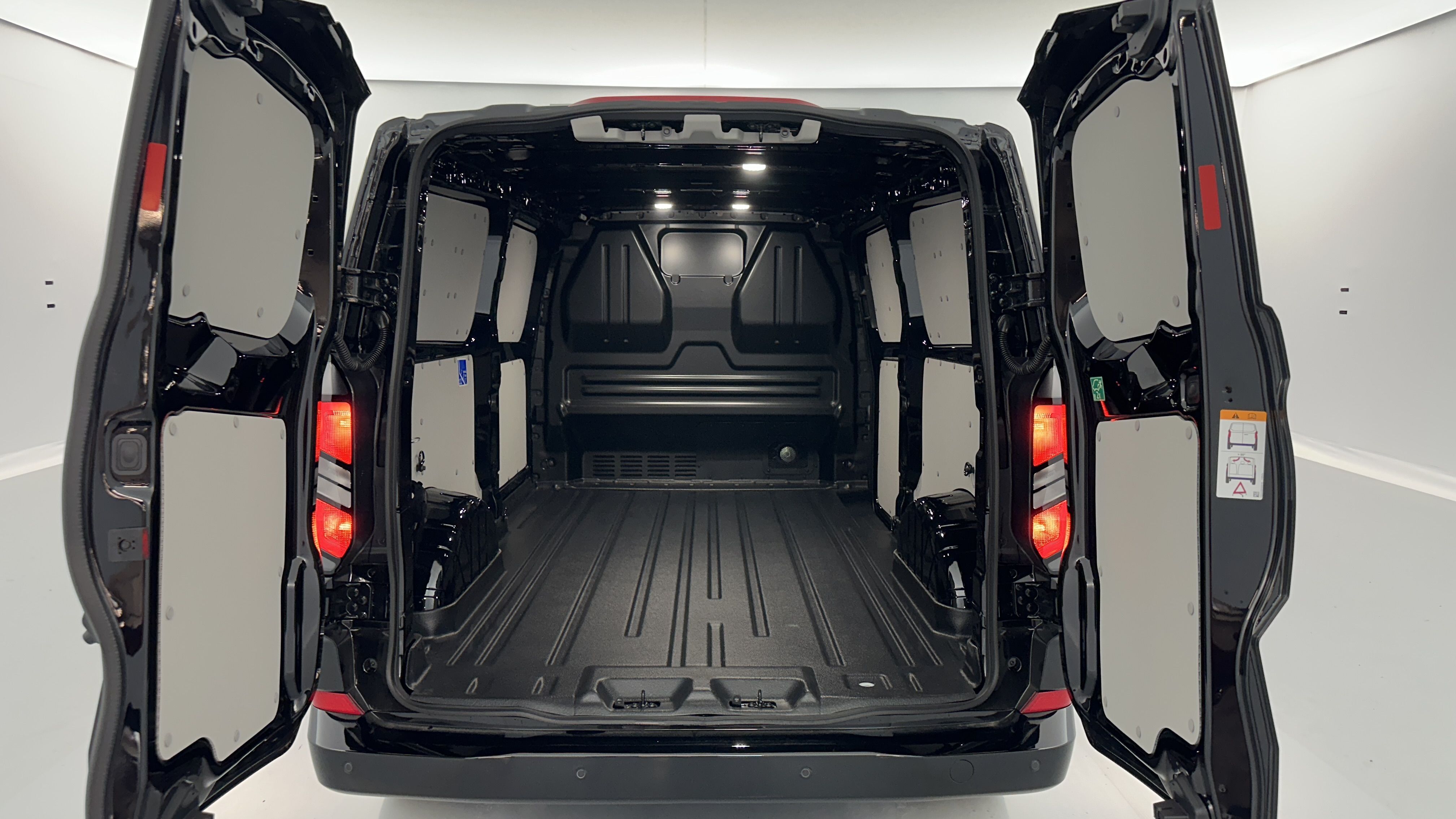 GLI00001261_p53 - FORD - TRANSIT - 2025 - photo 9