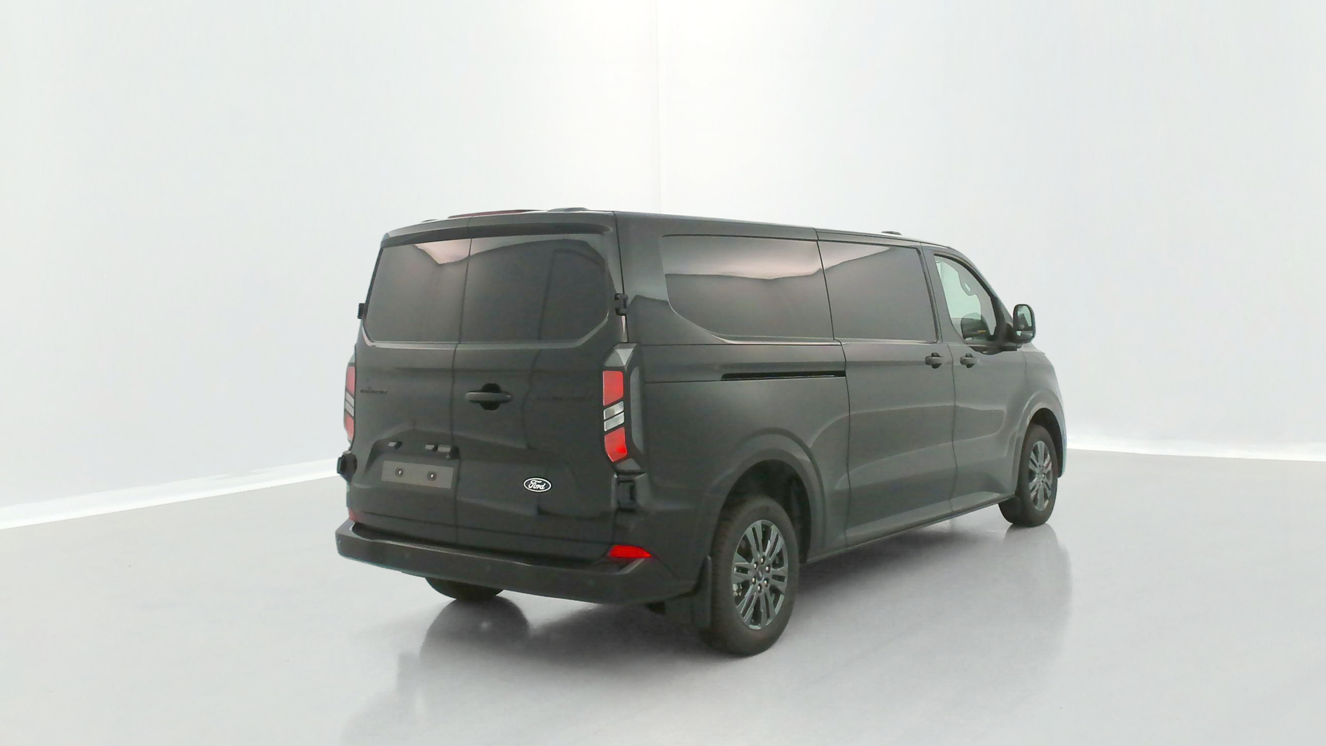 GLI00001261_p53 - FORD - TRANSIT - 2025 - photo 18