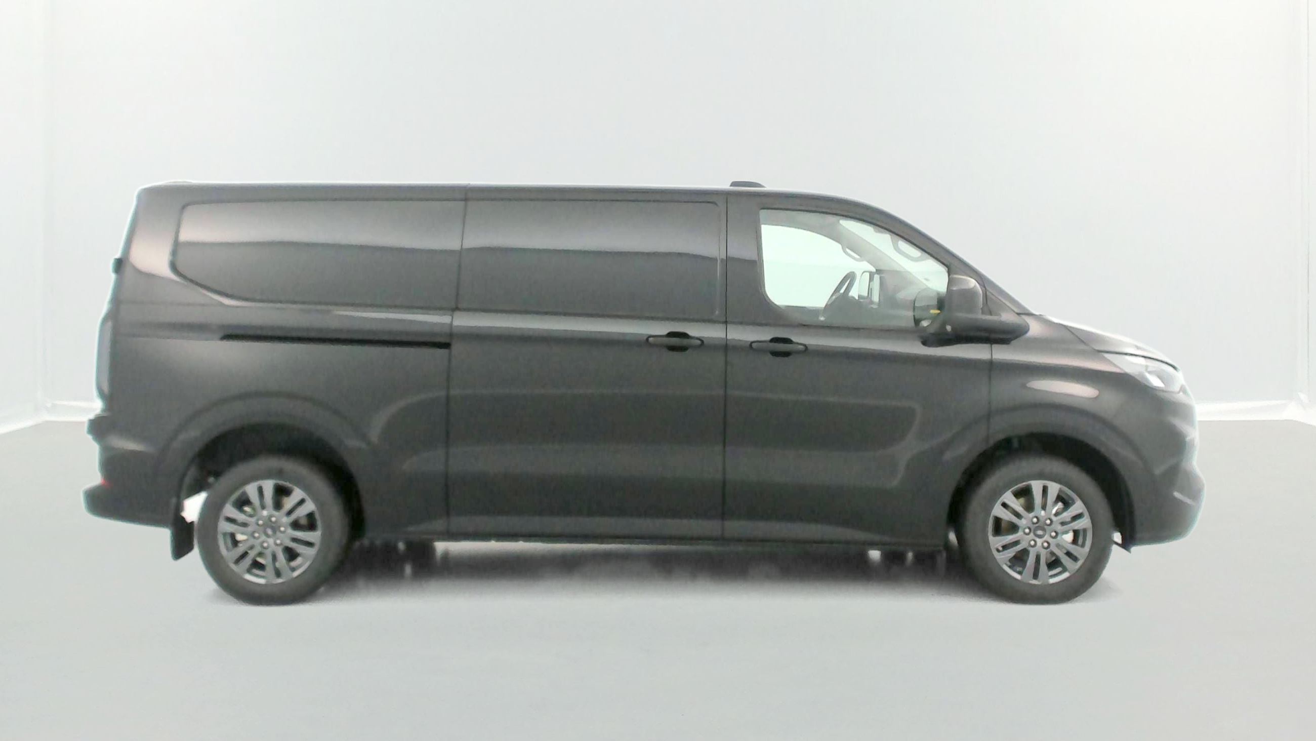 GLI00001261_p53 - FORD - TRANSIT - 2025 - photo 19