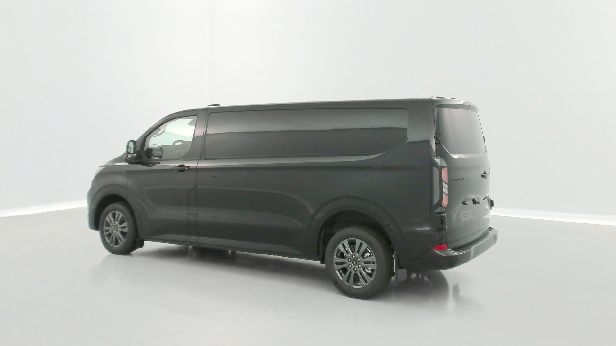 GLI00001261_p53 - FORD - TRANSIT - 2025 - photo 21