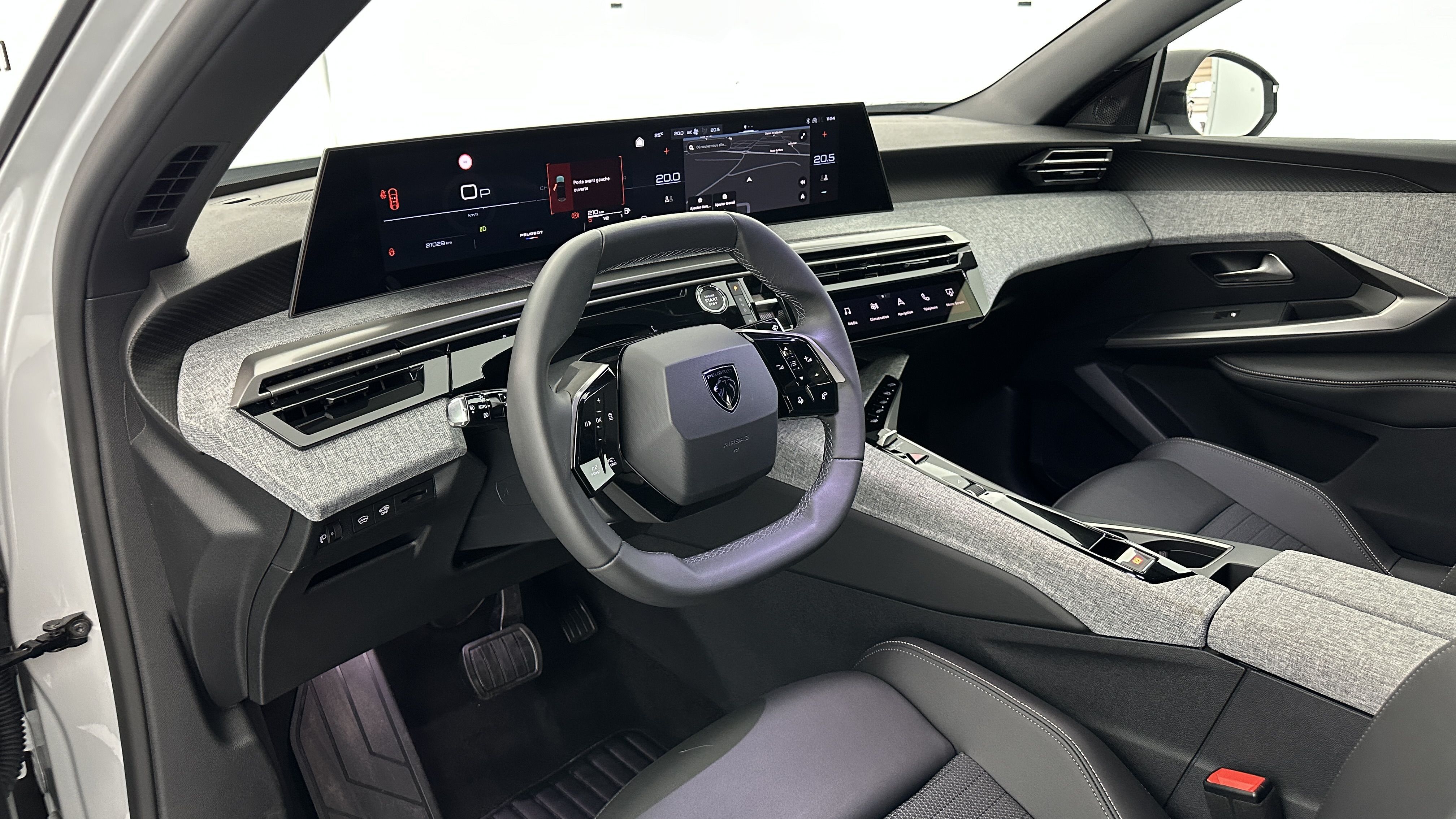 GLI00002587_p53 - PEUGEOT - 3008 - 2024 - photo 6