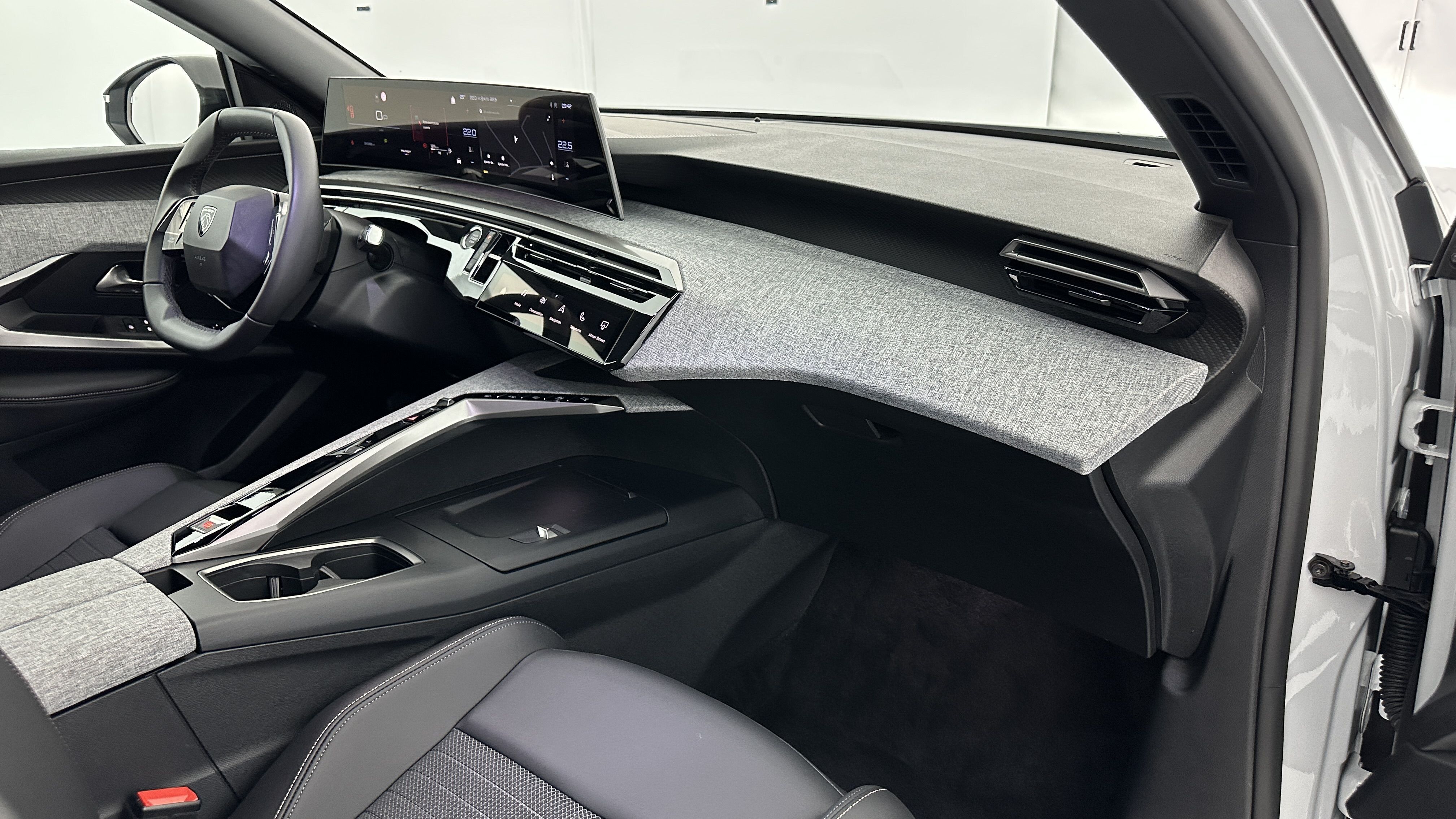 GLI00002586_p53 - PEUGEOT - 3008 - 2024 - photo 8