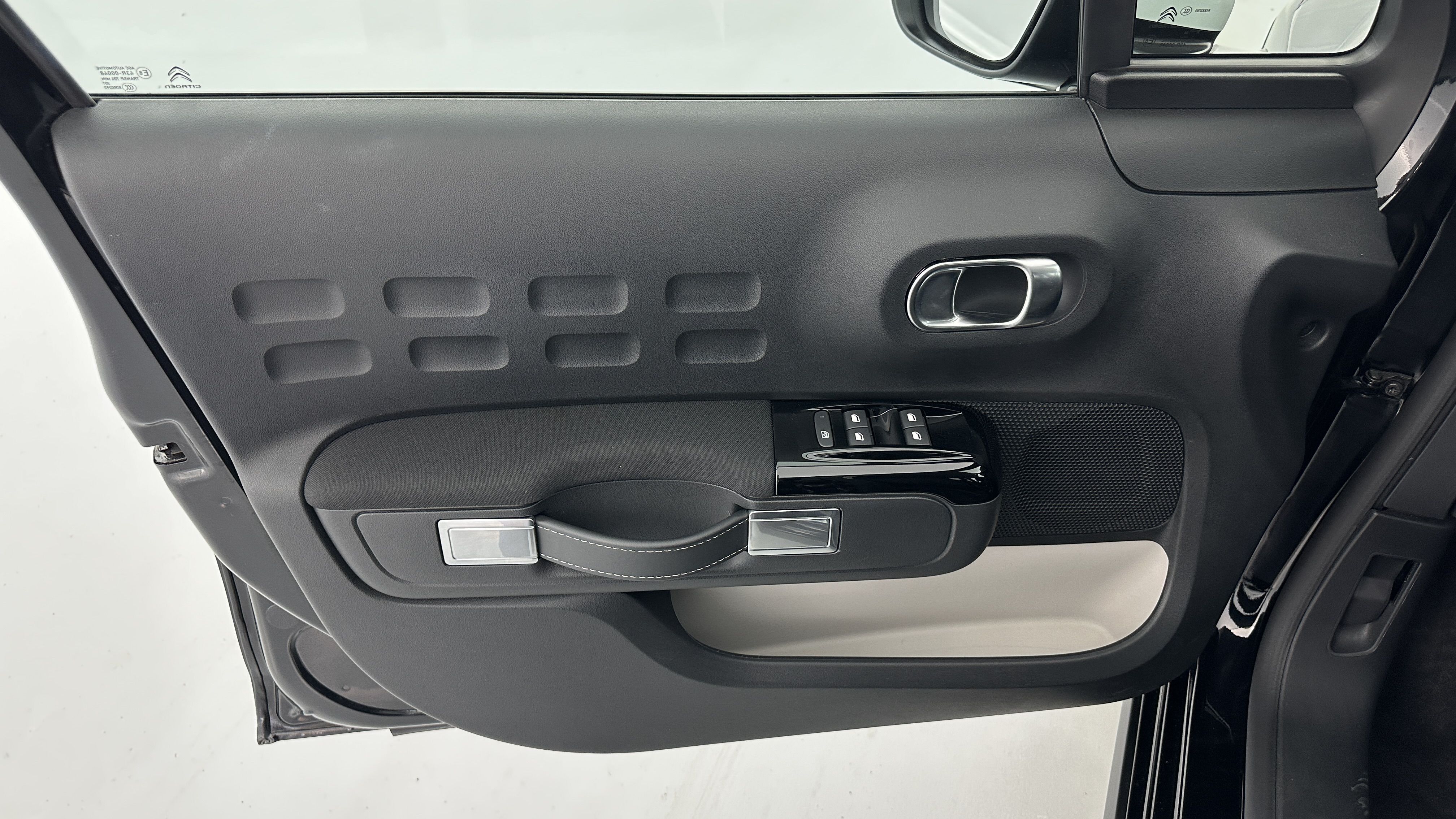 GLI00001807_p53 - CITROEN - C3 - 2024 - photo 12