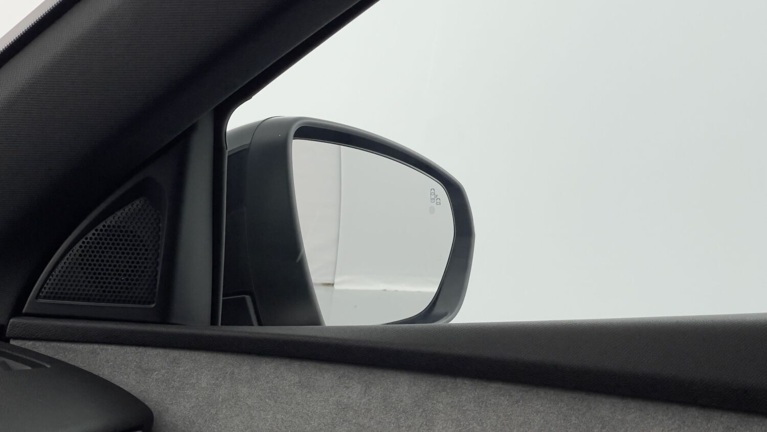 GLI00258895_p53 - PEUGEOT - 5008 - 2023 - photo 24