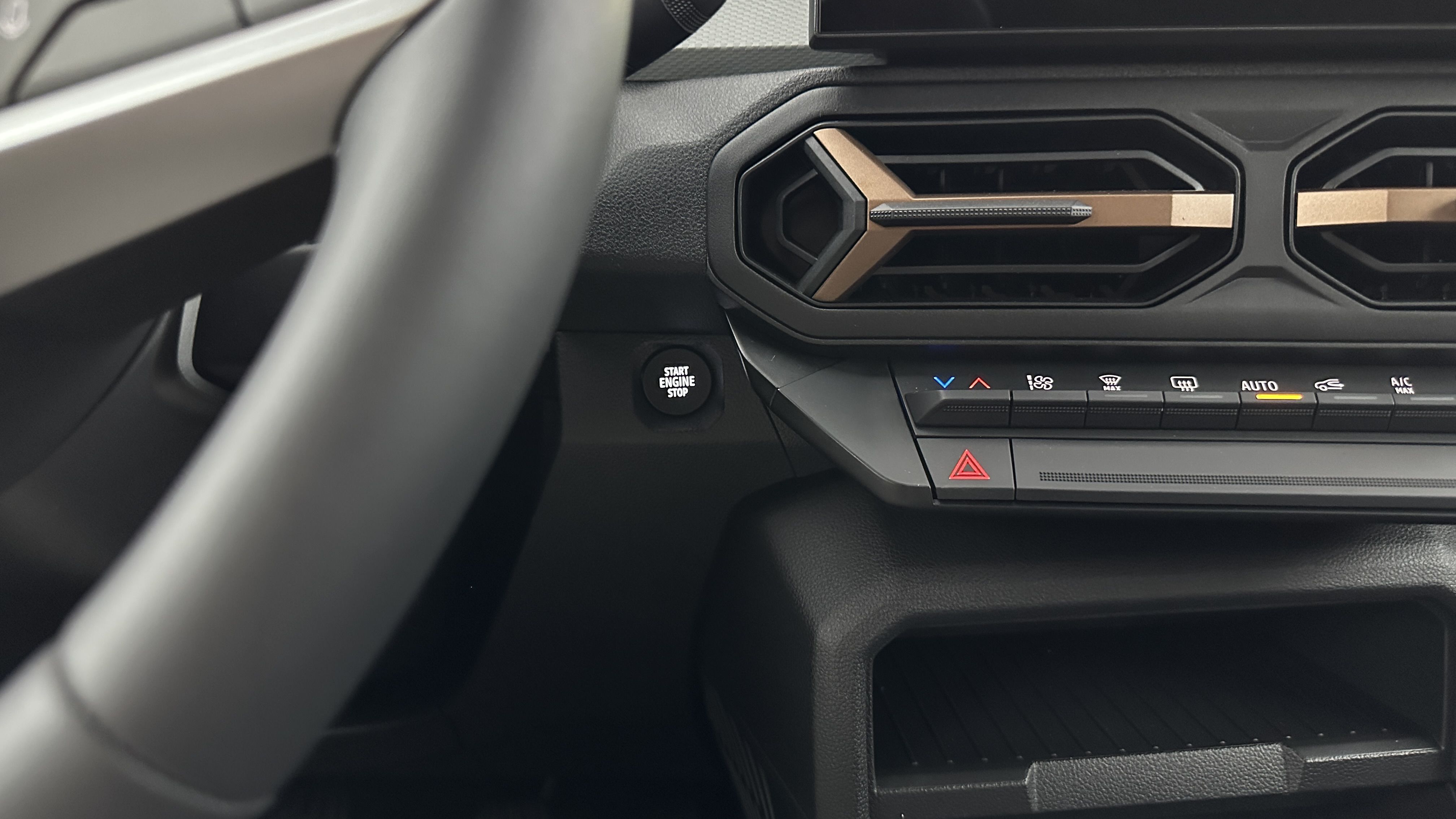 GLI00002611_p53 - DACIA - DUSTER - 2025 - photo 19