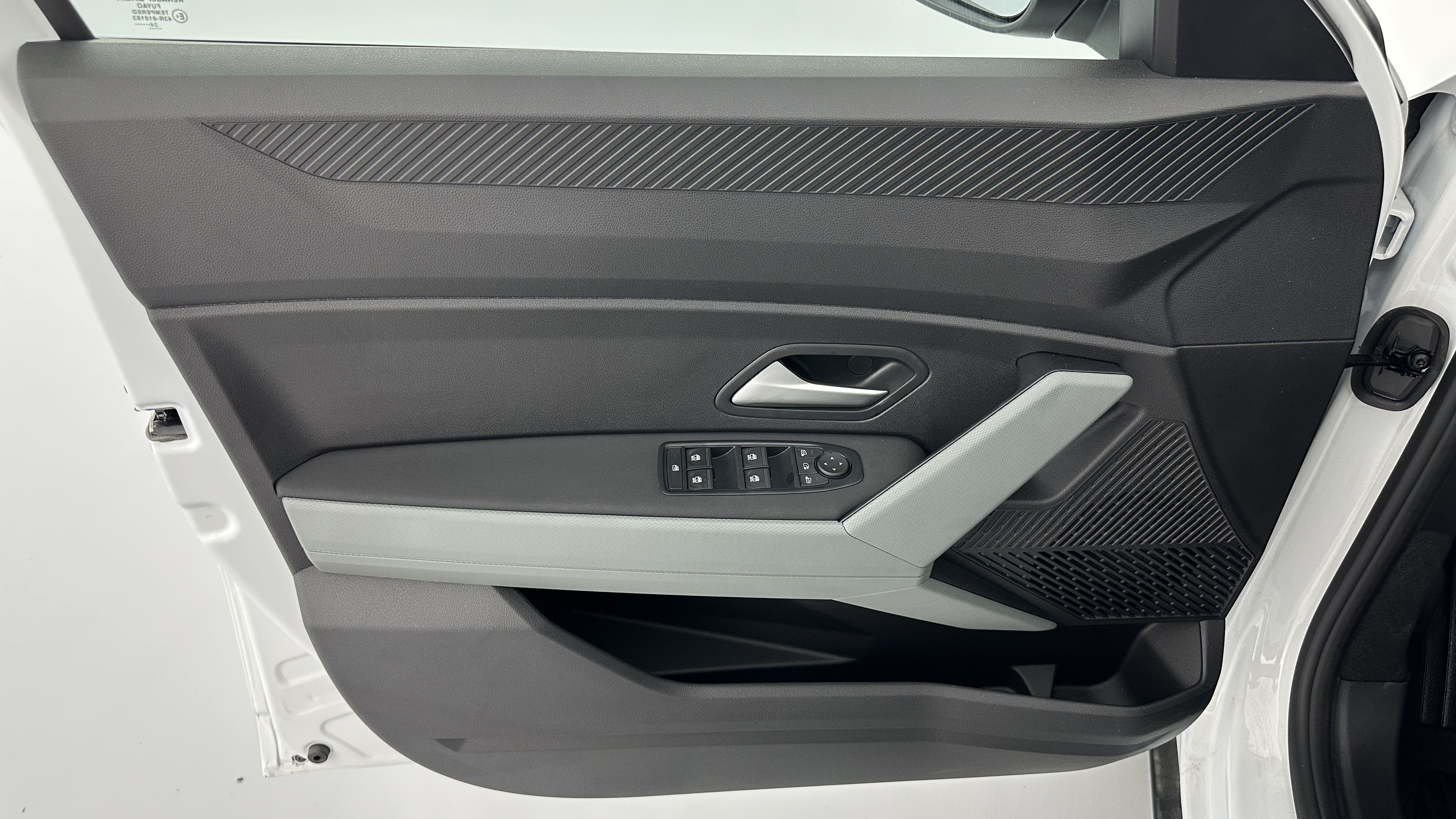 GLI00002610_p53 - DACIA - DUSTER - 2025 - photo 13