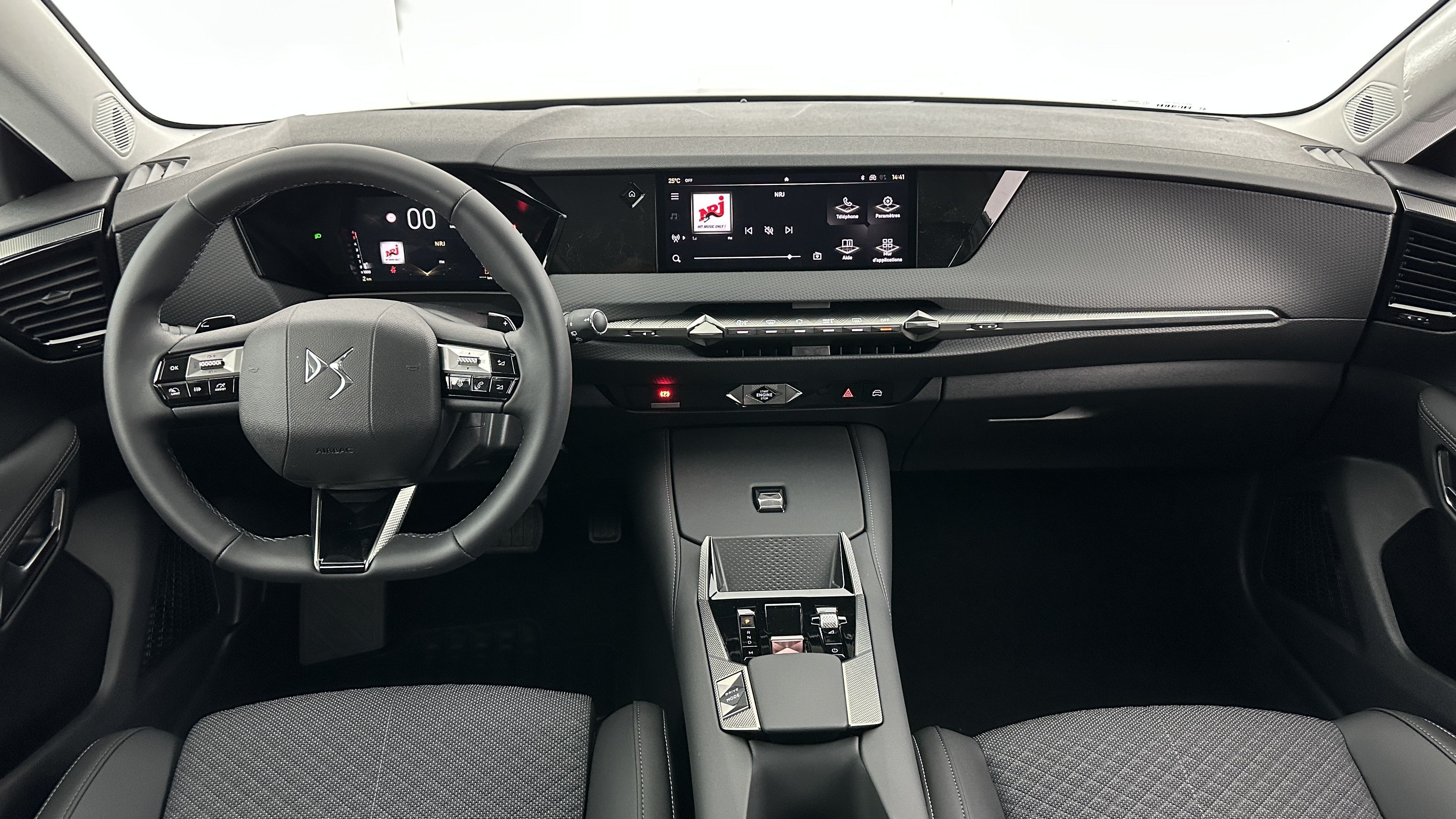 GLI00002411_p53 - DS - DS 4 - 2025 - photo 7