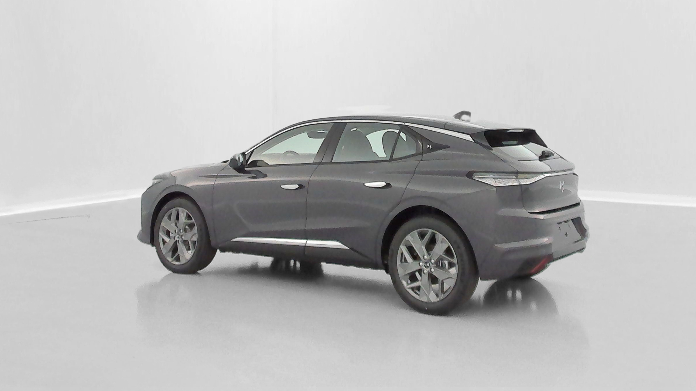 GLI00002411_p53 - DS - DS 4 - 2025 - photo 27