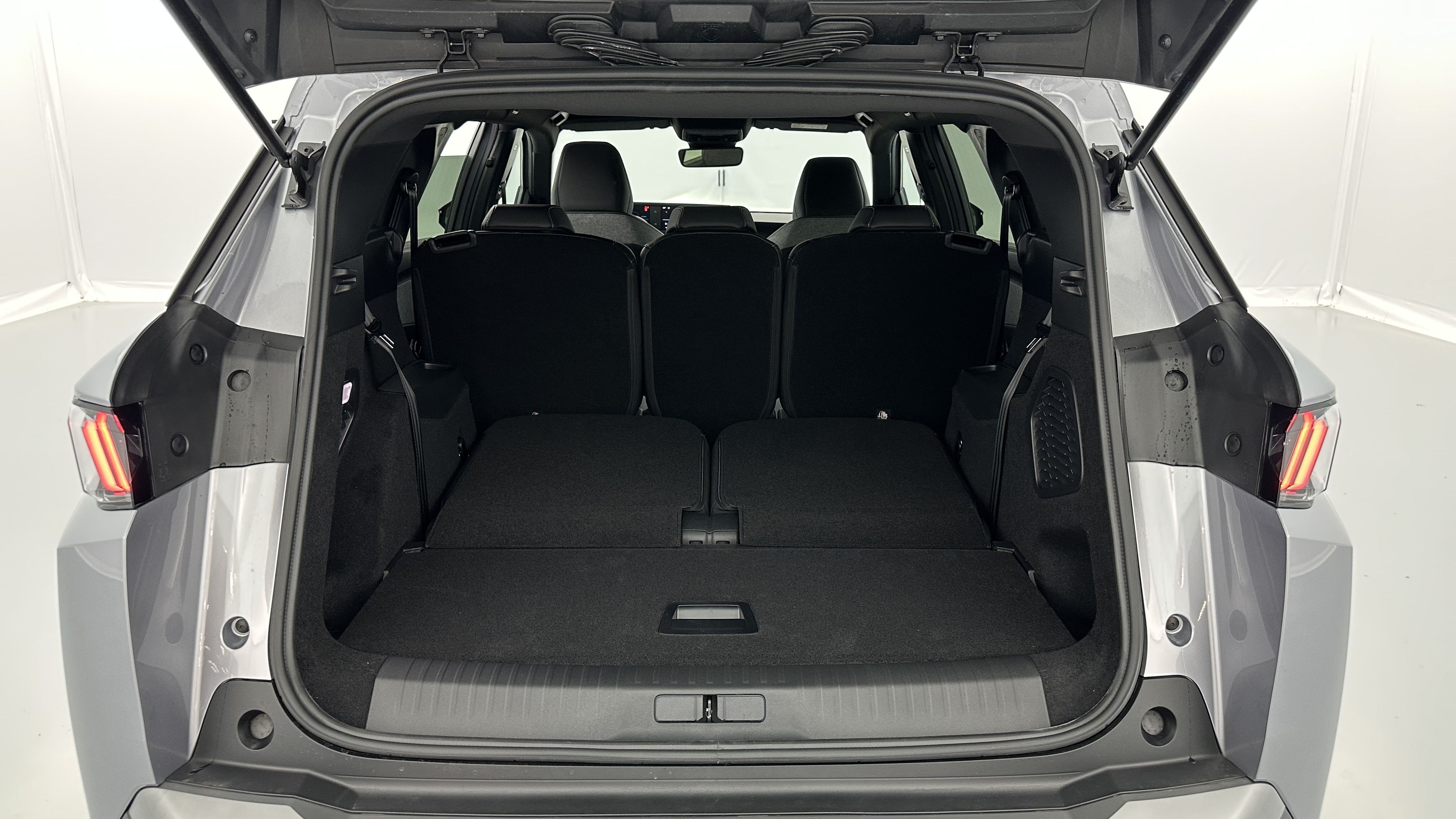 GLI00002787_p53 - PEUGEOT - 5008 - 2025 - photo 10