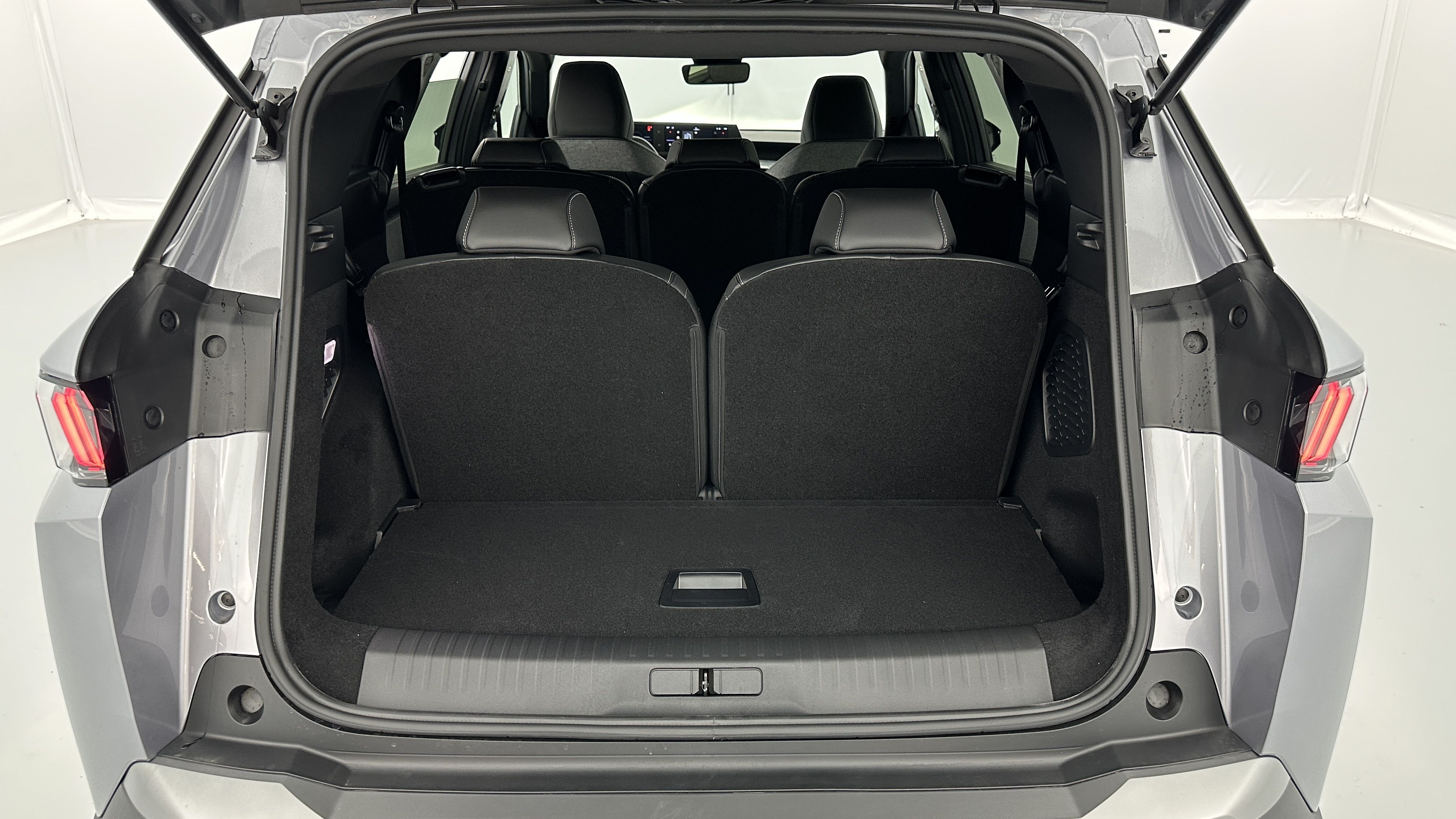 GLI00002787_p53 - PEUGEOT - 5008 - 2025 - photo 11