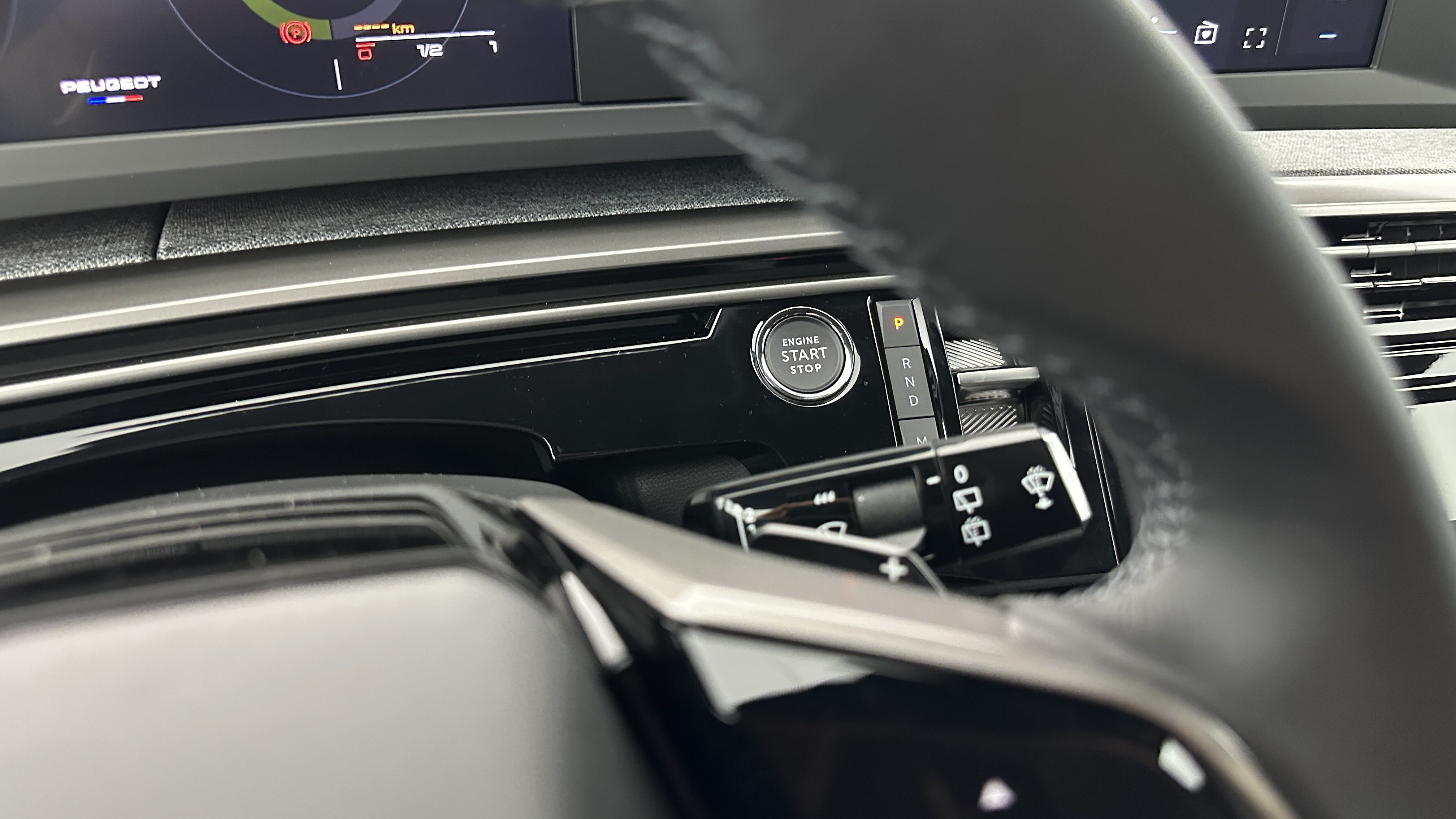 GLI00002787_p53 - PEUGEOT - 5008 - 2025 - photo 23