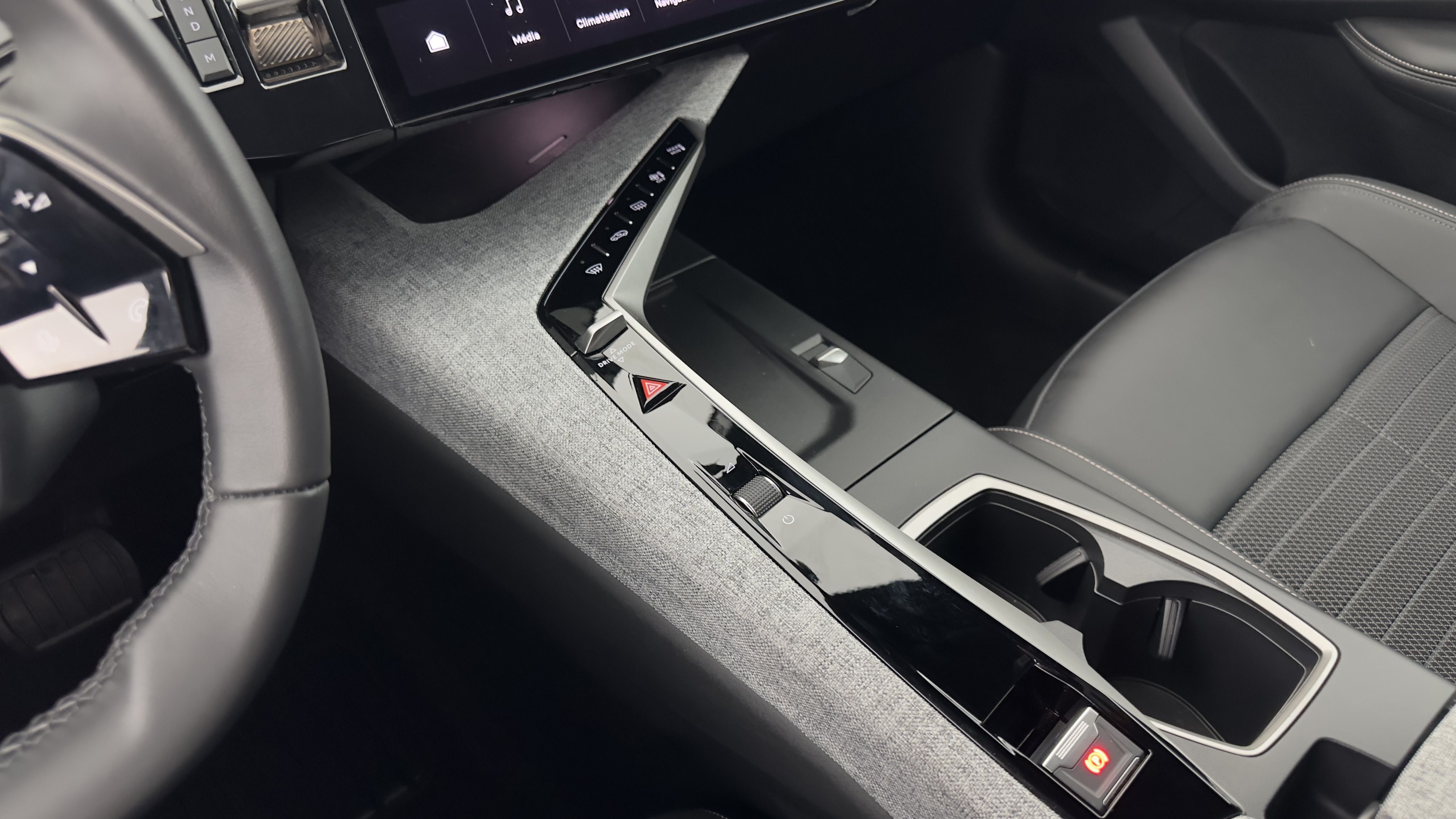 GLI00002833_p53 - PEUGEOT - 3008 - 2024 - photo 15