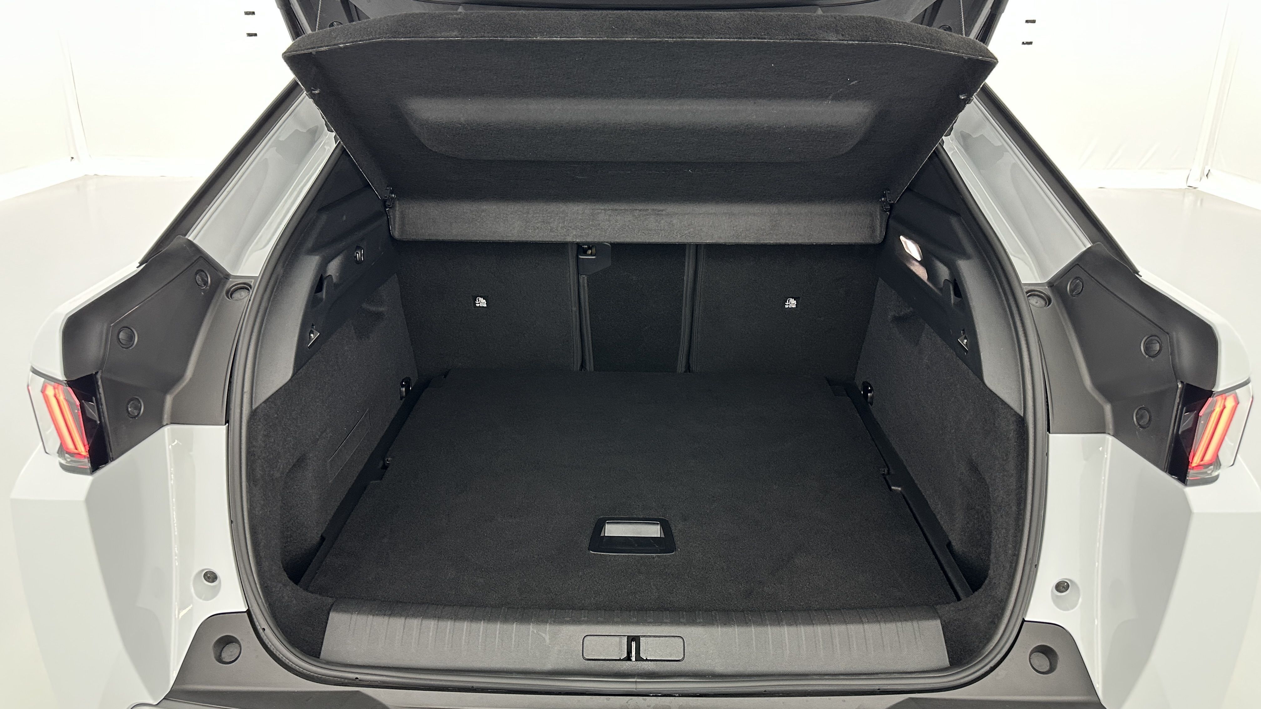 GLI00002826_p53 - PEUGEOT - 3008 - 2024 - photo 10