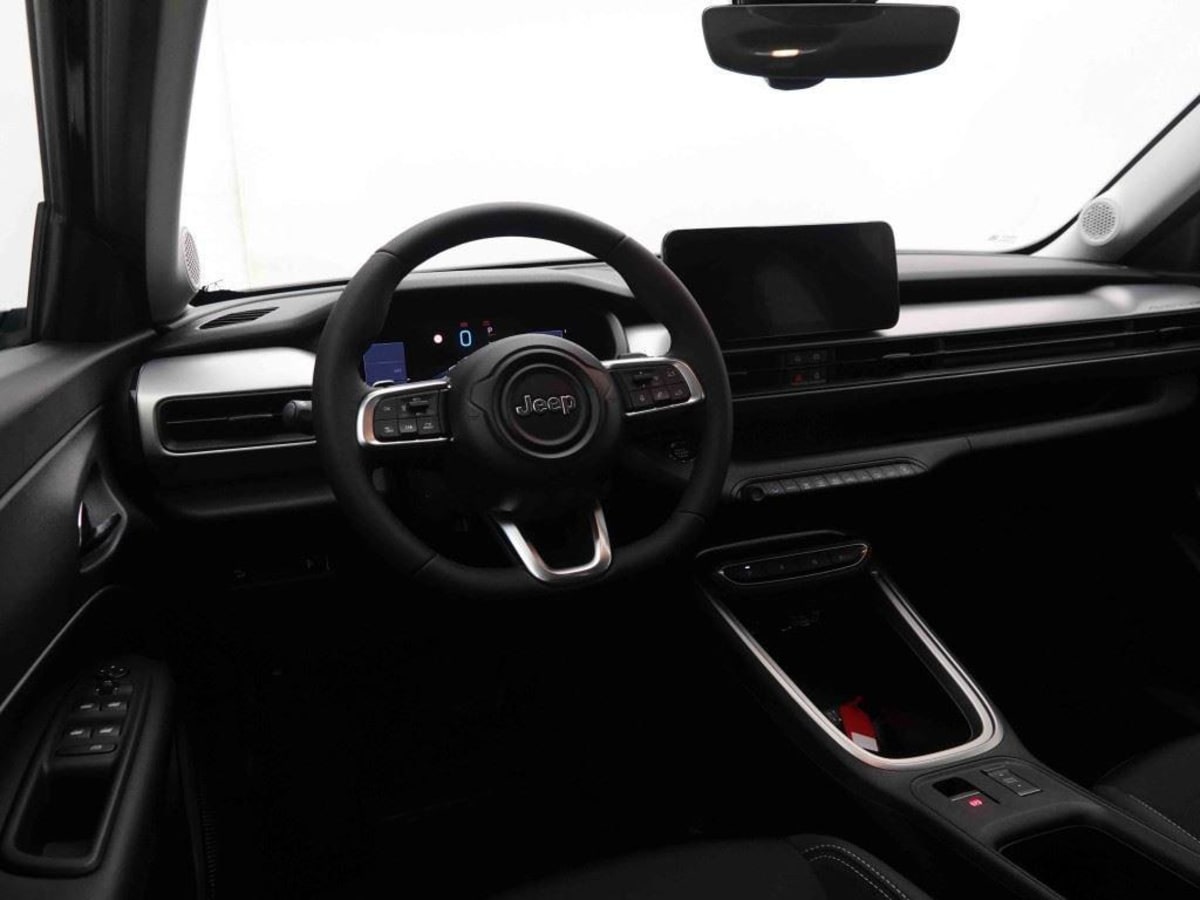 359619_p2 - JEEP - AVENGER - 2026 - photo 8