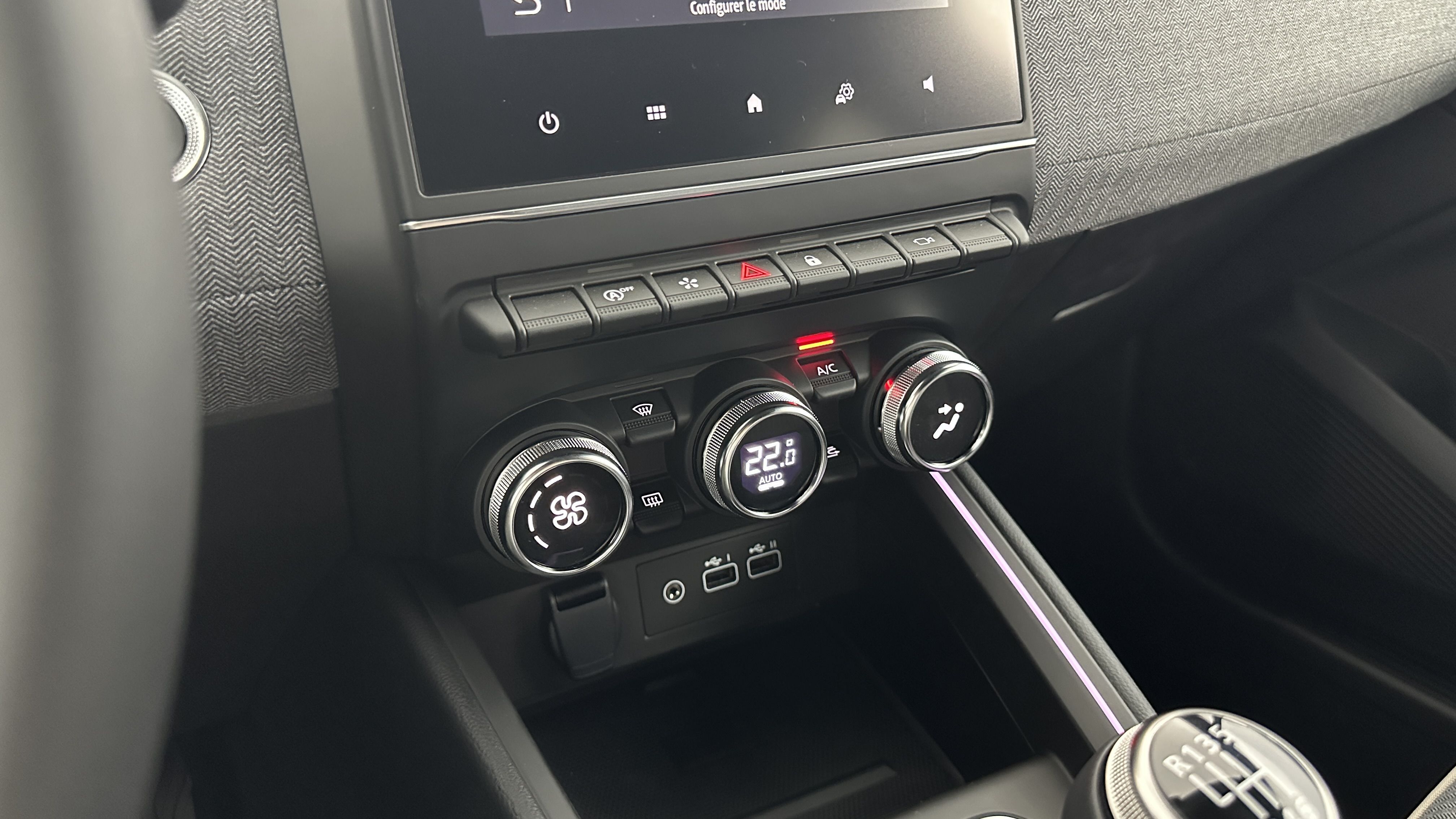 GLI00002864_p53 - RENAULT - CLIO - 2025 - photo 21