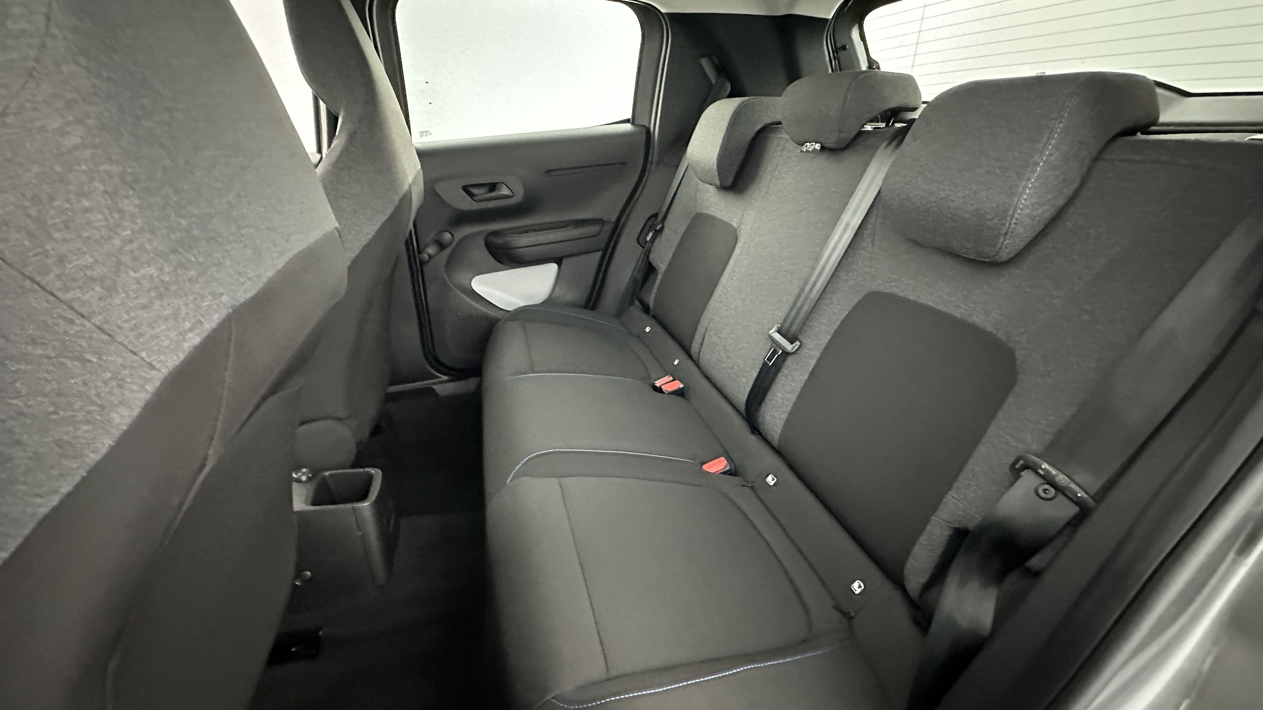 GLI00003012_p53 - CITROEN - C3 - 2025 - photo 9