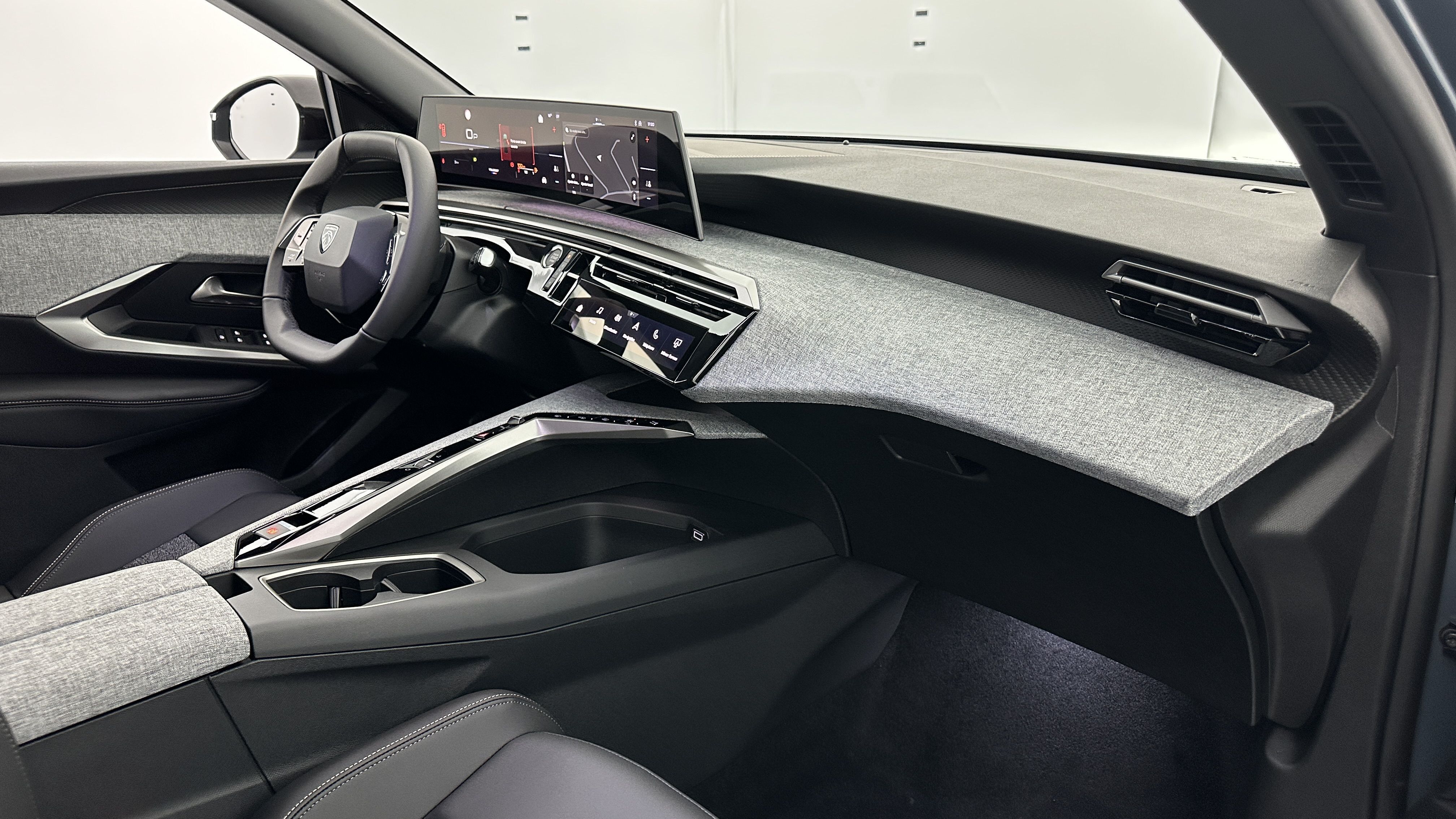 GLI00008313_p53 - PEUGEOT - 5008 - 2025 - photo 8