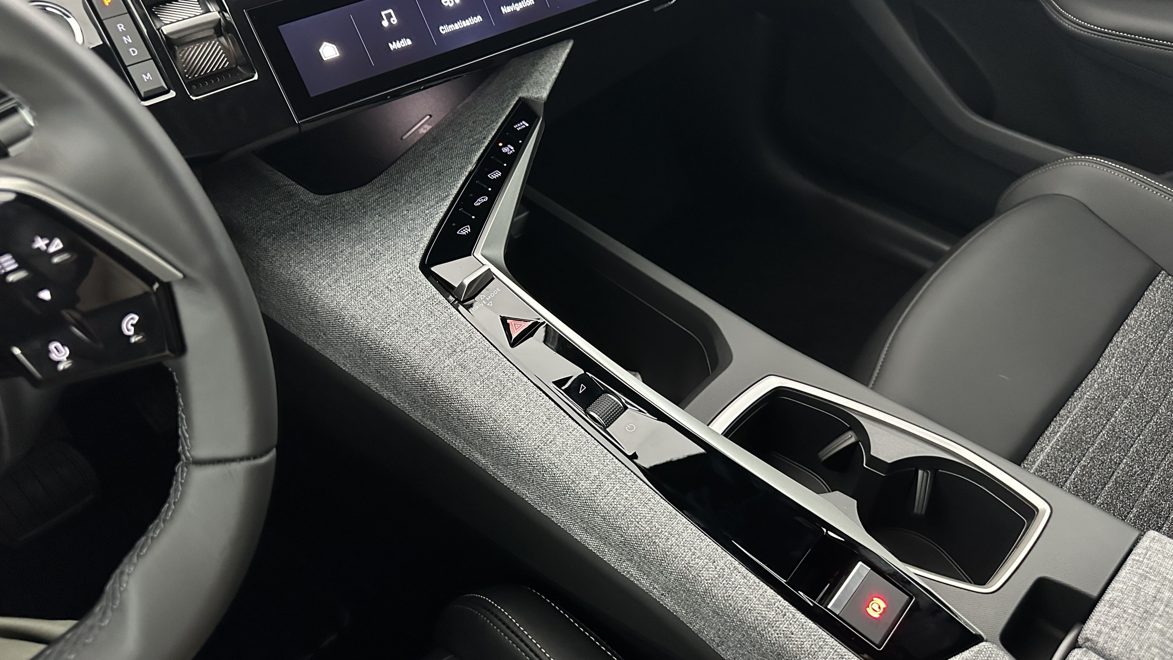 GLI00008313_p53 - PEUGEOT - 5008 - 2025 - photo 18