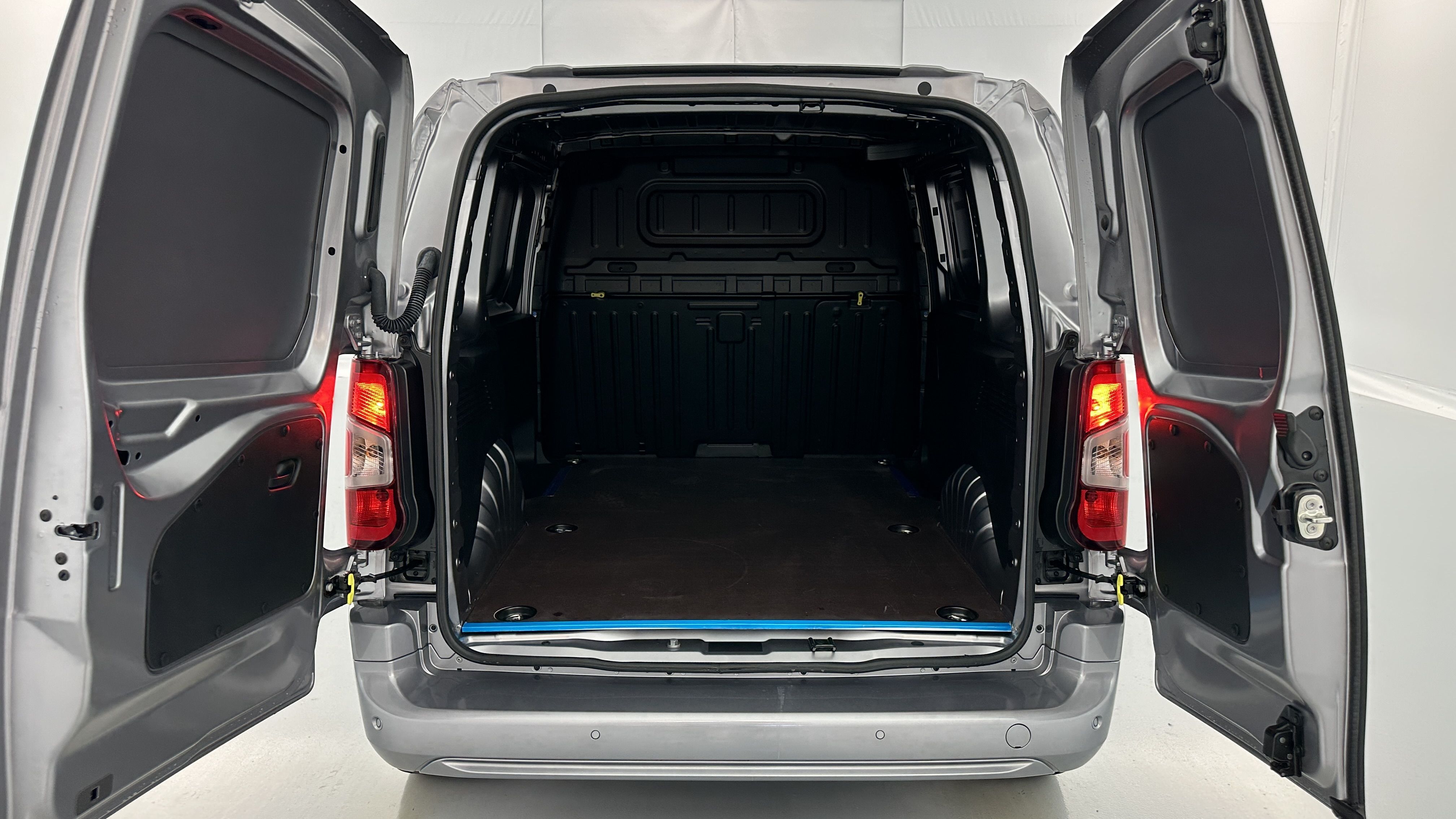 GLI00007902_p53 - OPEL - COMBO - 2025 - photo 9