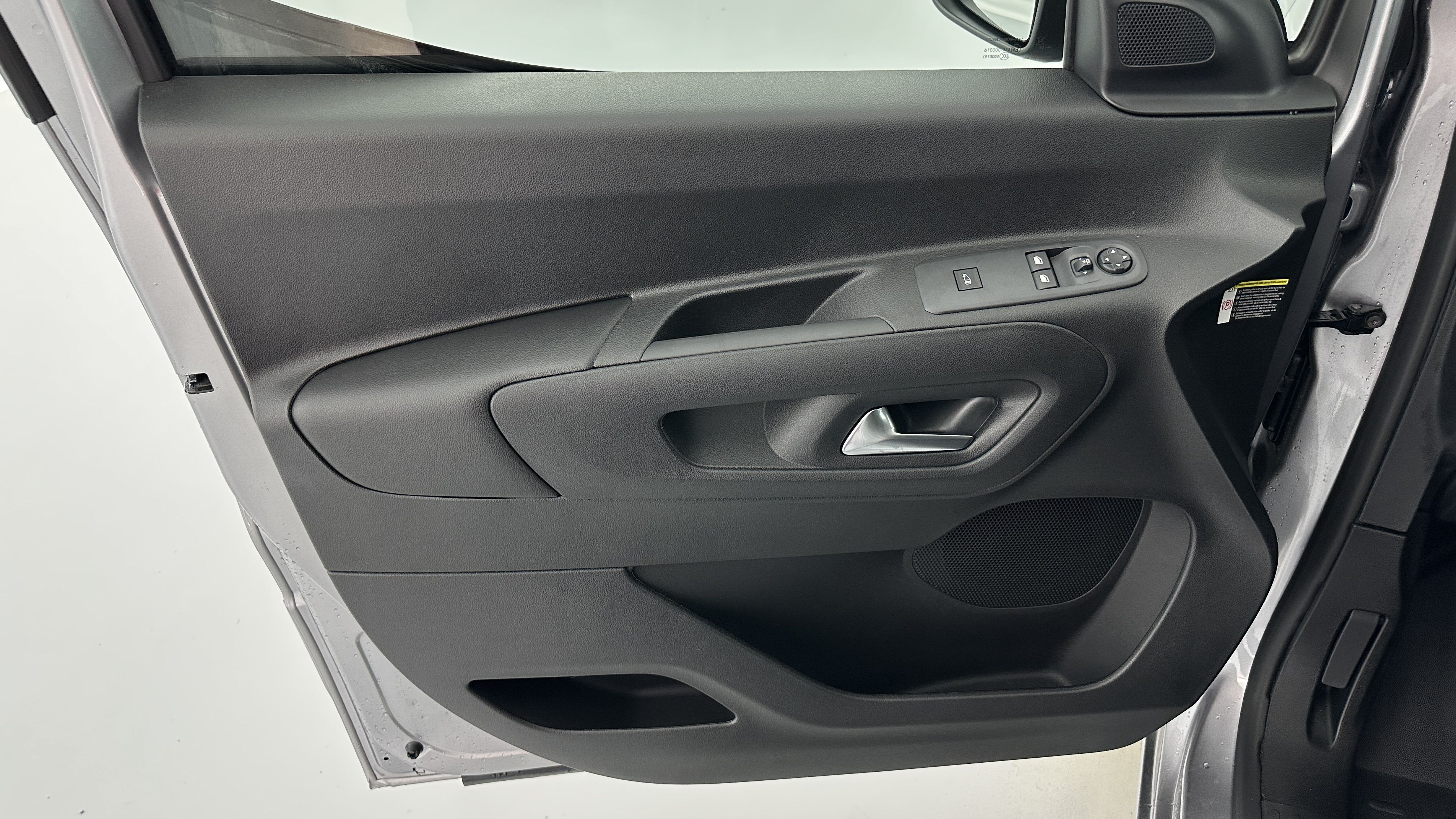 GLI00007902_p53 - OPEL - COMBO - 2025 - photo 11