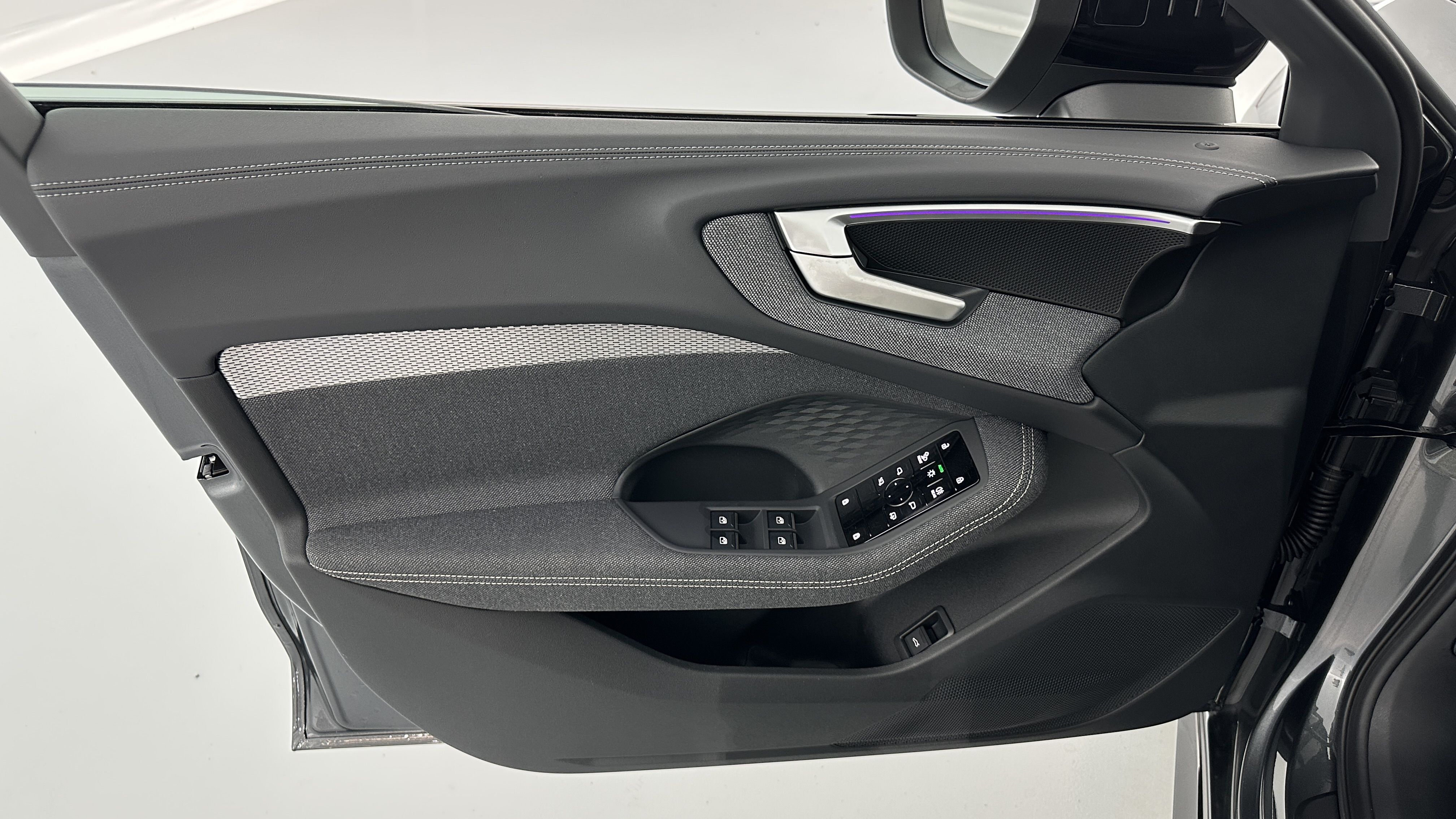 GLI00006562_p53 - AUDI - A5 - 2025 - photo 13