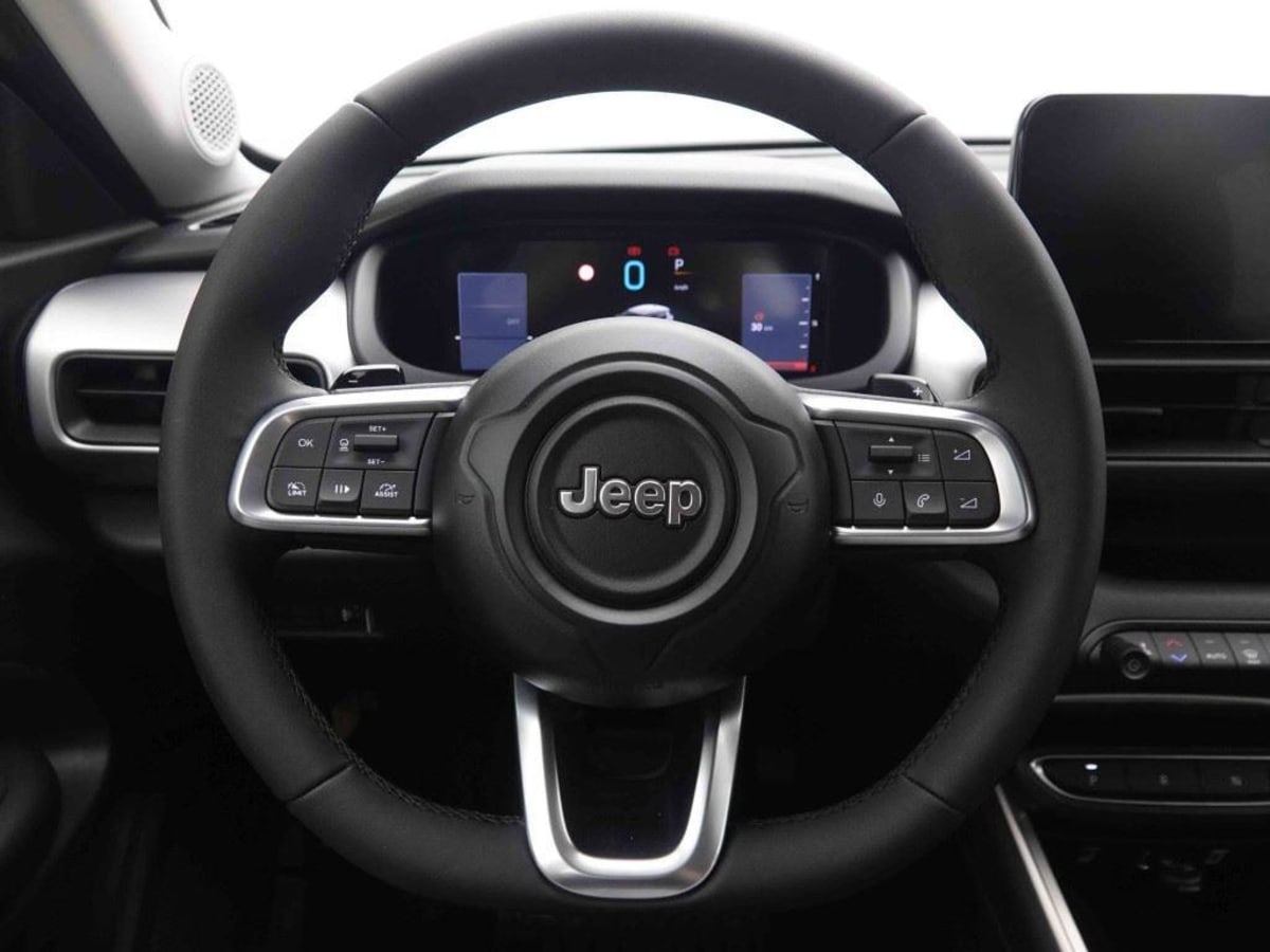 361562_p2 - JEEP - AVENGER - 2026 - photo 8