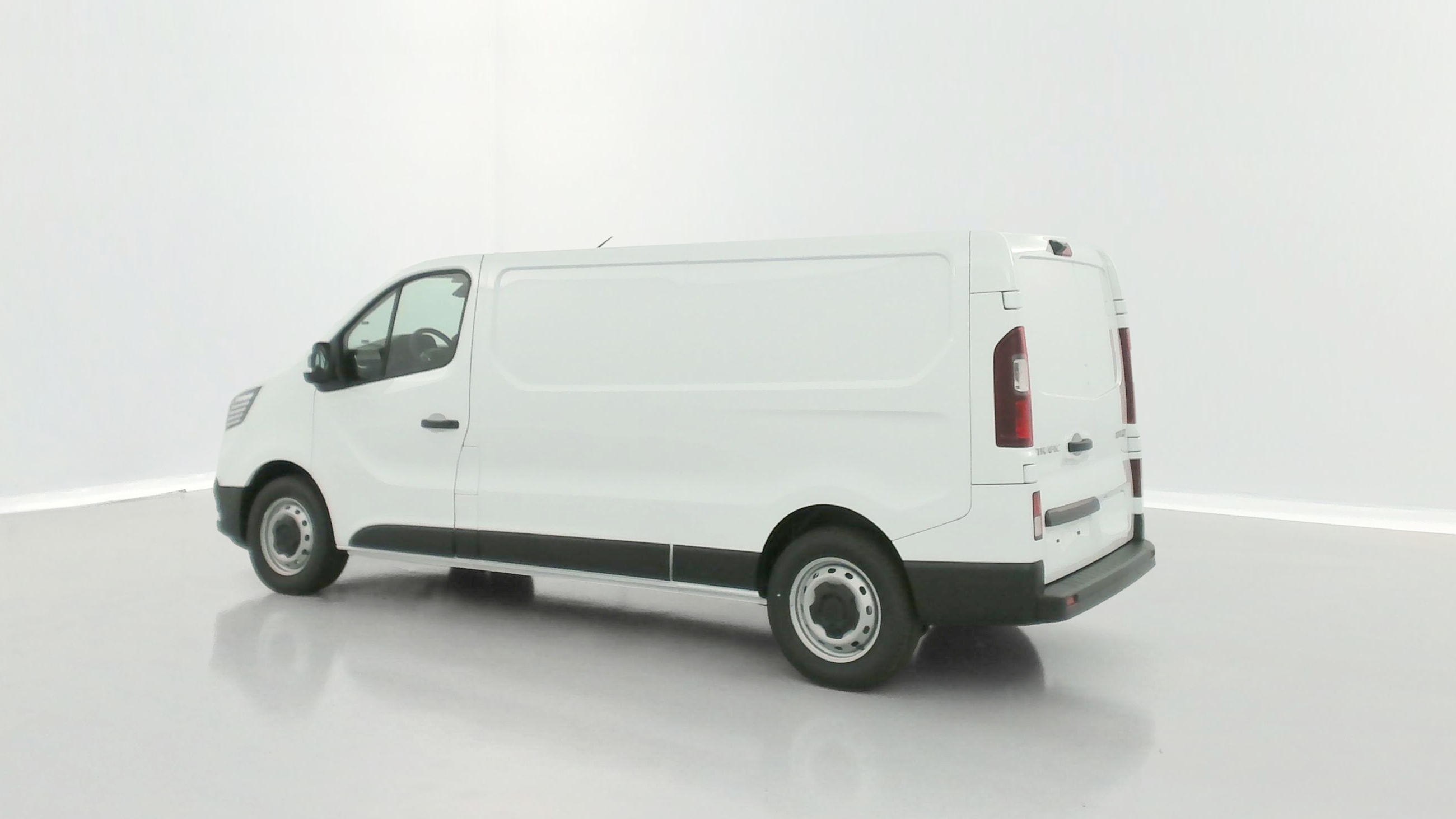 GLI00007851_p53 - RENAULT - TRAFIC - 2025 - photo 20