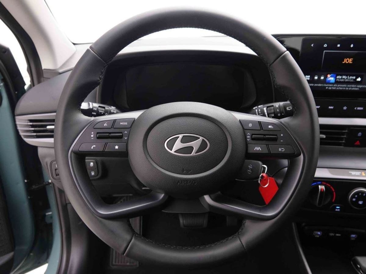 364477_p2 - HYUNDAI - BAYON - 2025 - photo 9