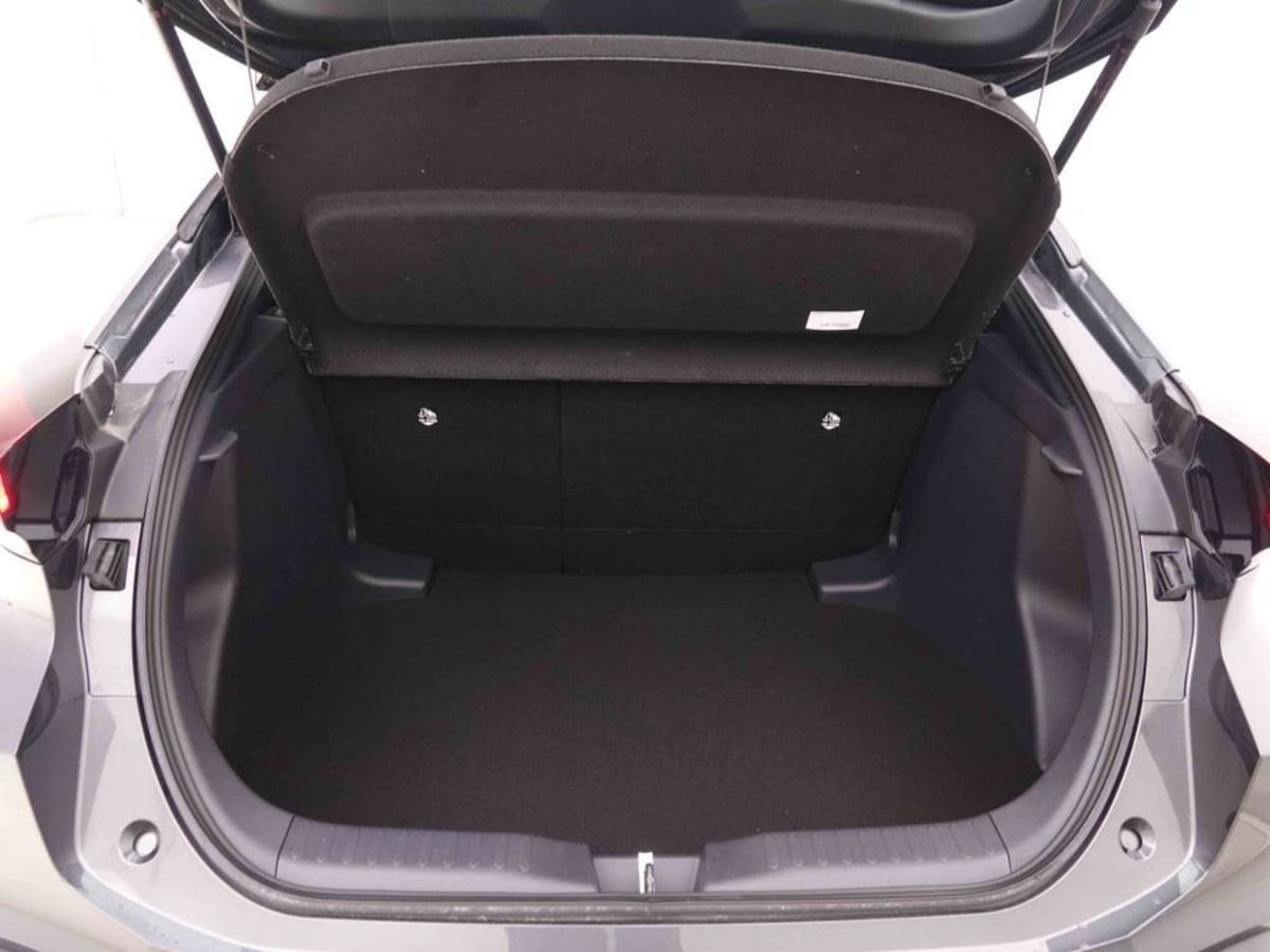 360922_p2 - TOYOTA - C HR - 2025 - photo 6