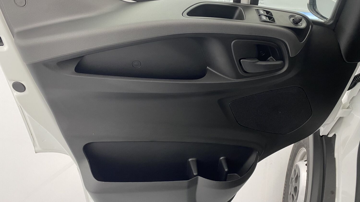 GLI00256489_p53 - IVECO - DAILY - 2025 - photo 10