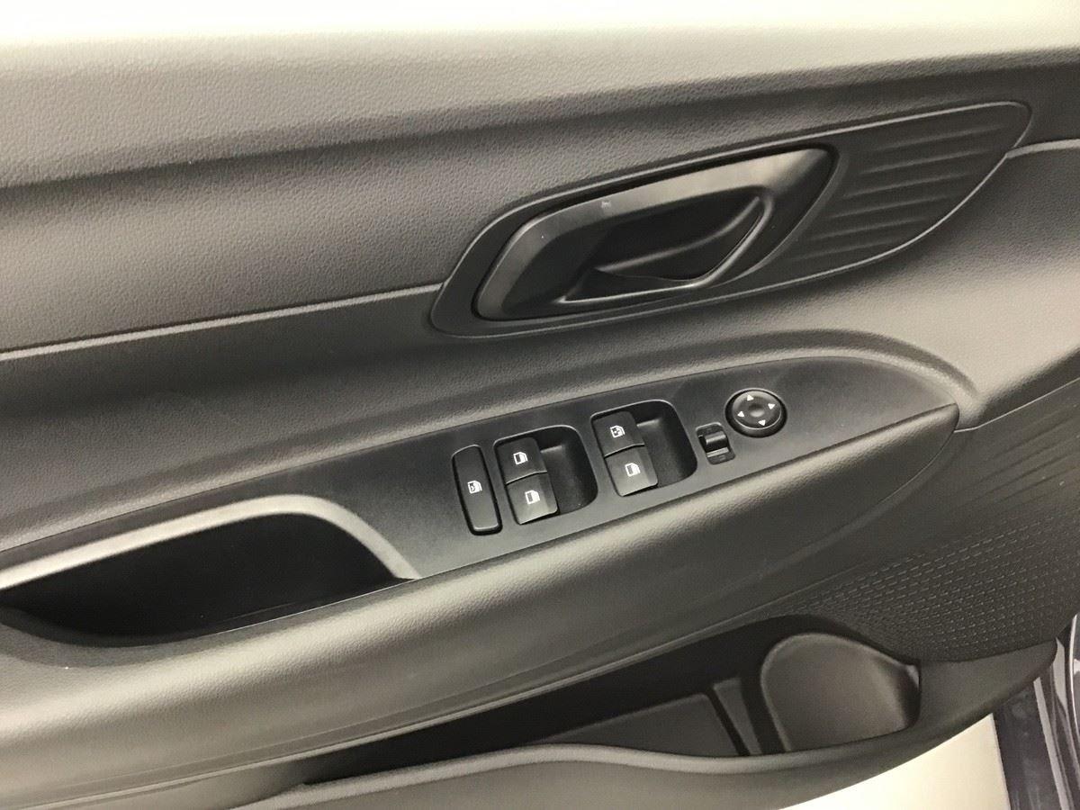 367428_p2 - HYUNDAI - I 20 - 2026 - photo 9