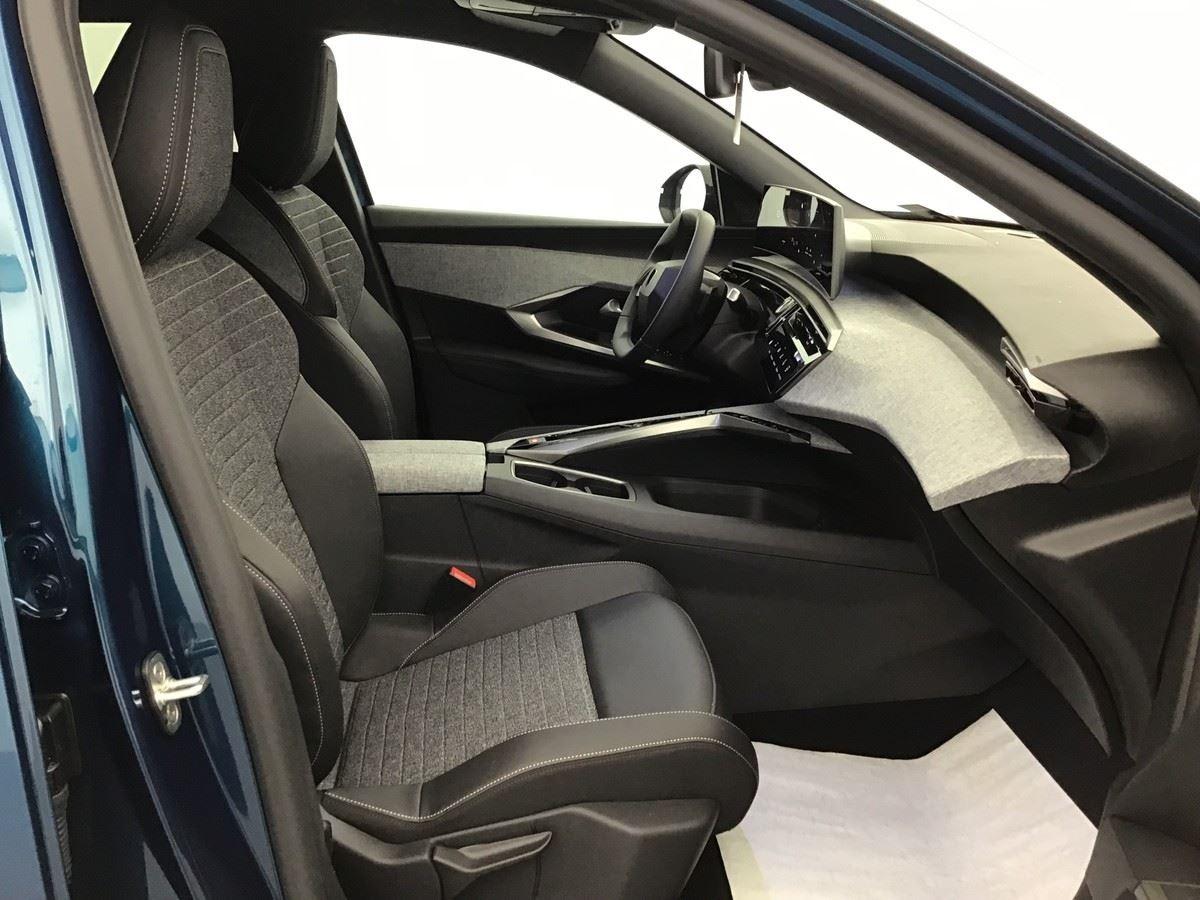 366956_p2 - PEUGEOT - 3008 - 2026 - photo 6