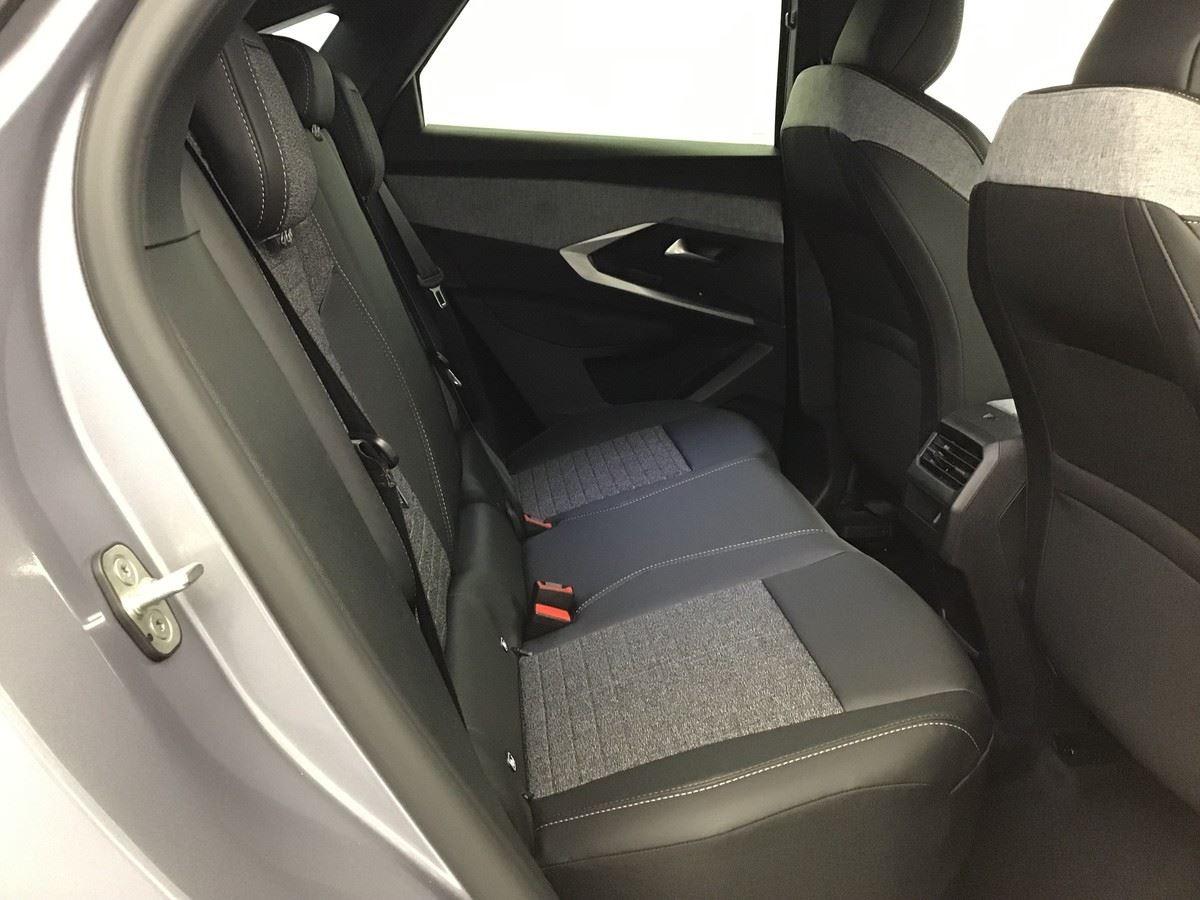 366950_p2 - PEUGEOT - 3008 - 2026 - photo 7