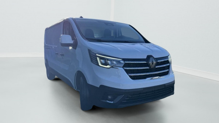 364974_p2 - RENAULT - TRAFIC - 2026