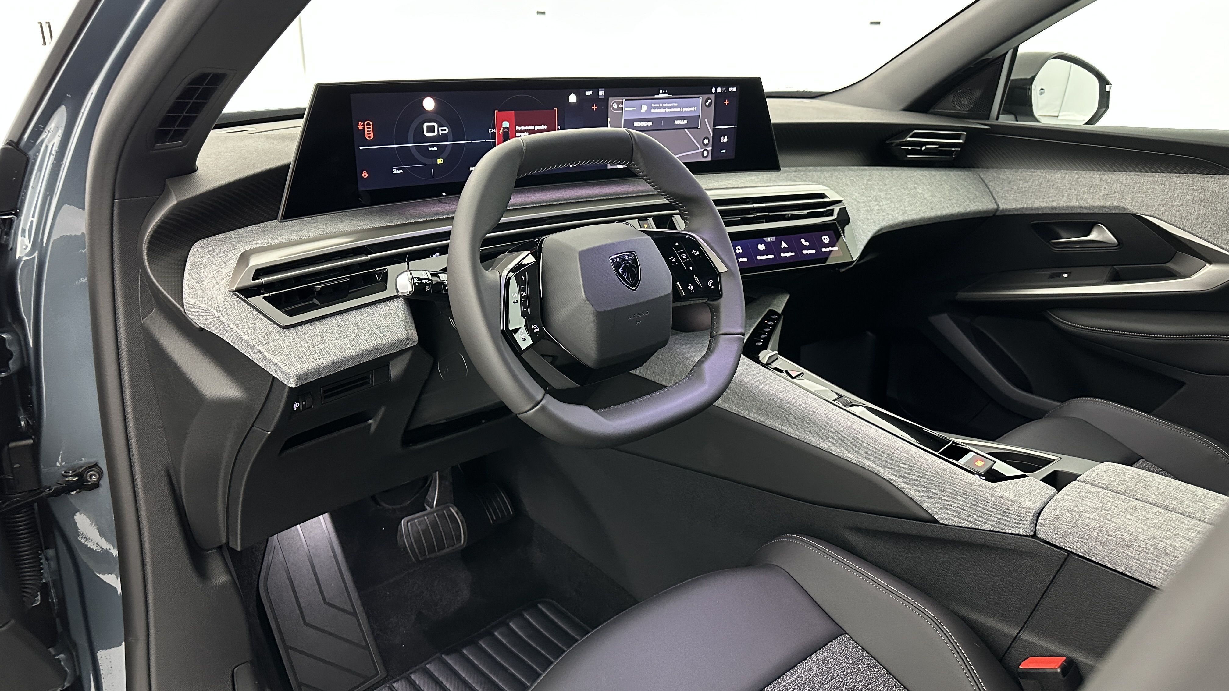 GLI00008311_p53 - PEUGEOT - 5008 - 2025 - photo 6