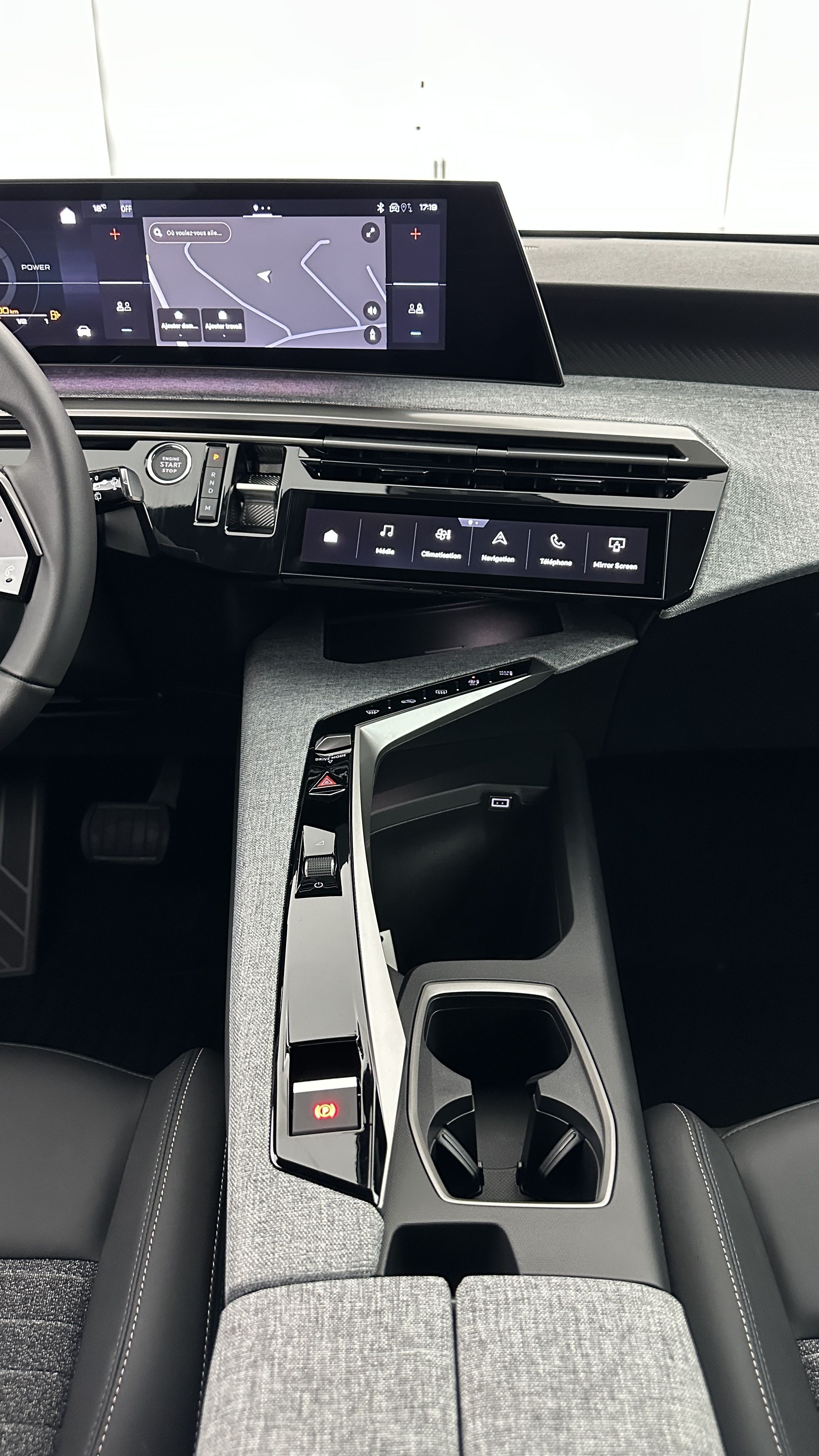 GLI00008311_p53 - PEUGEOT - 5008 - 2025 - photo 17