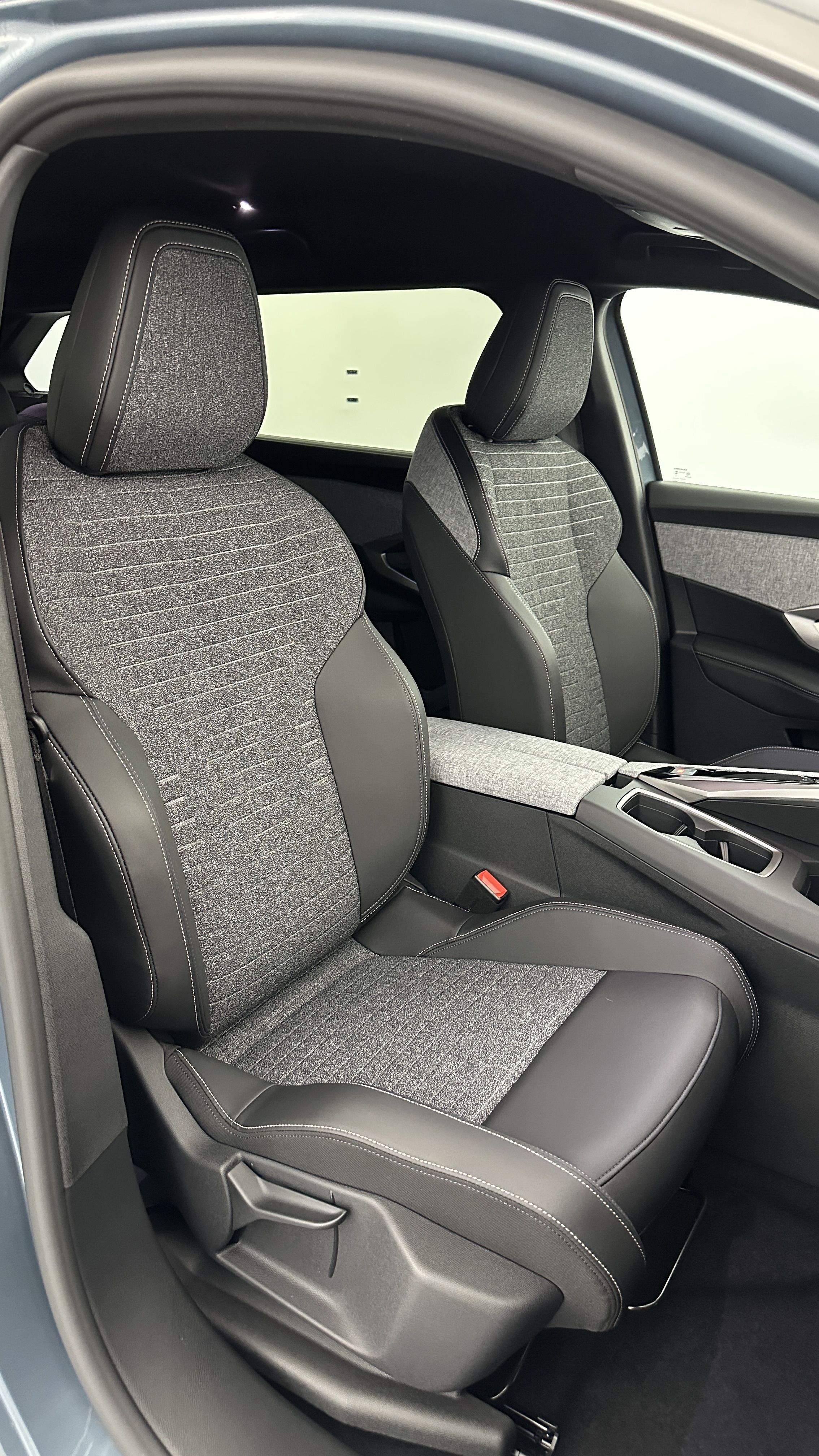 GLI00008311_p53 - PEUGEOT - 5008 - 2025 - photo 19