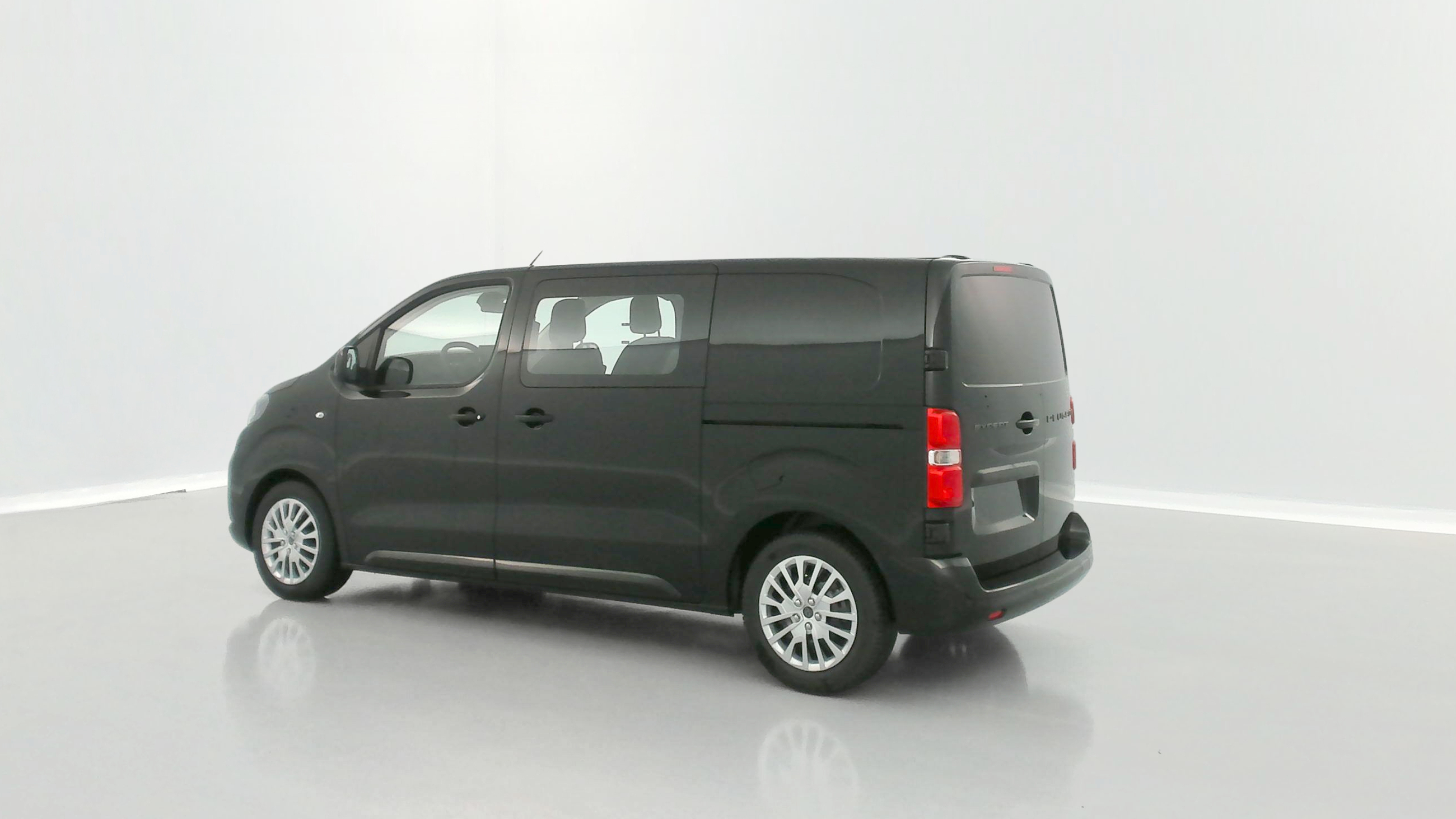 GLI00010303_p53 - PEUGEOT - EXPERT CA - 2025 - photo 21