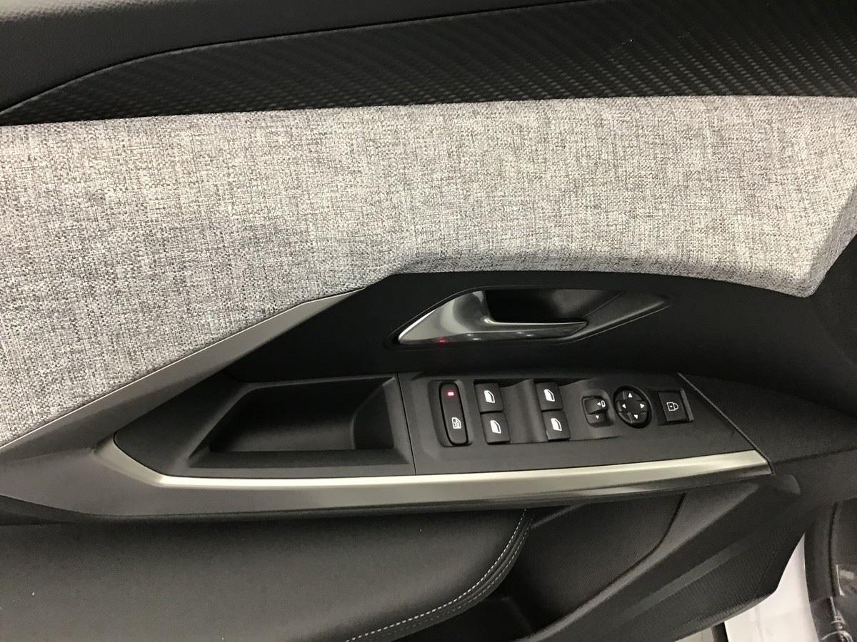 368676_p2 - PEUGEOT - 3008 - 2026 - photo 9