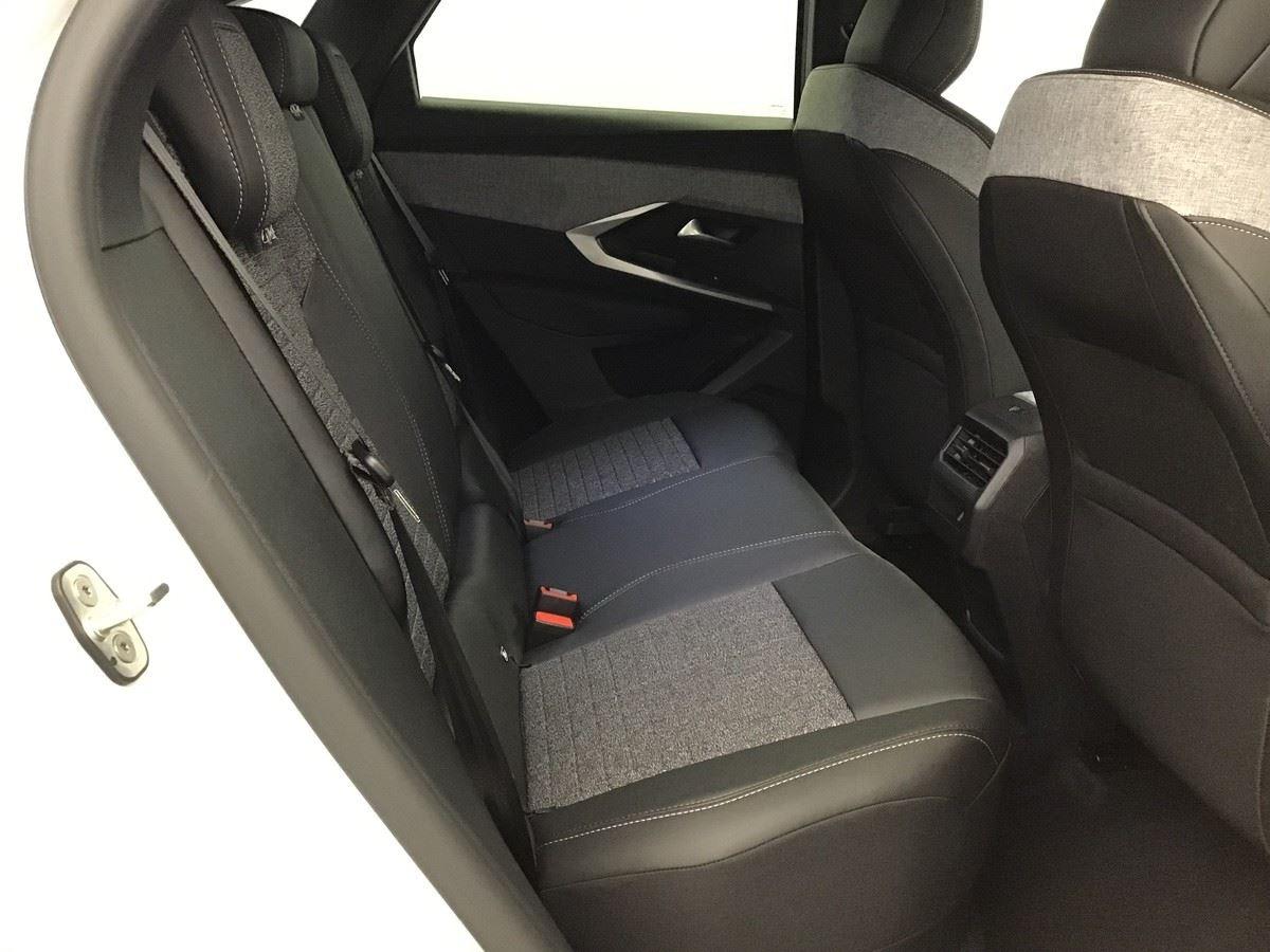 368676_p2 - PEUGEOT - 3008 - 2026 - photo 7