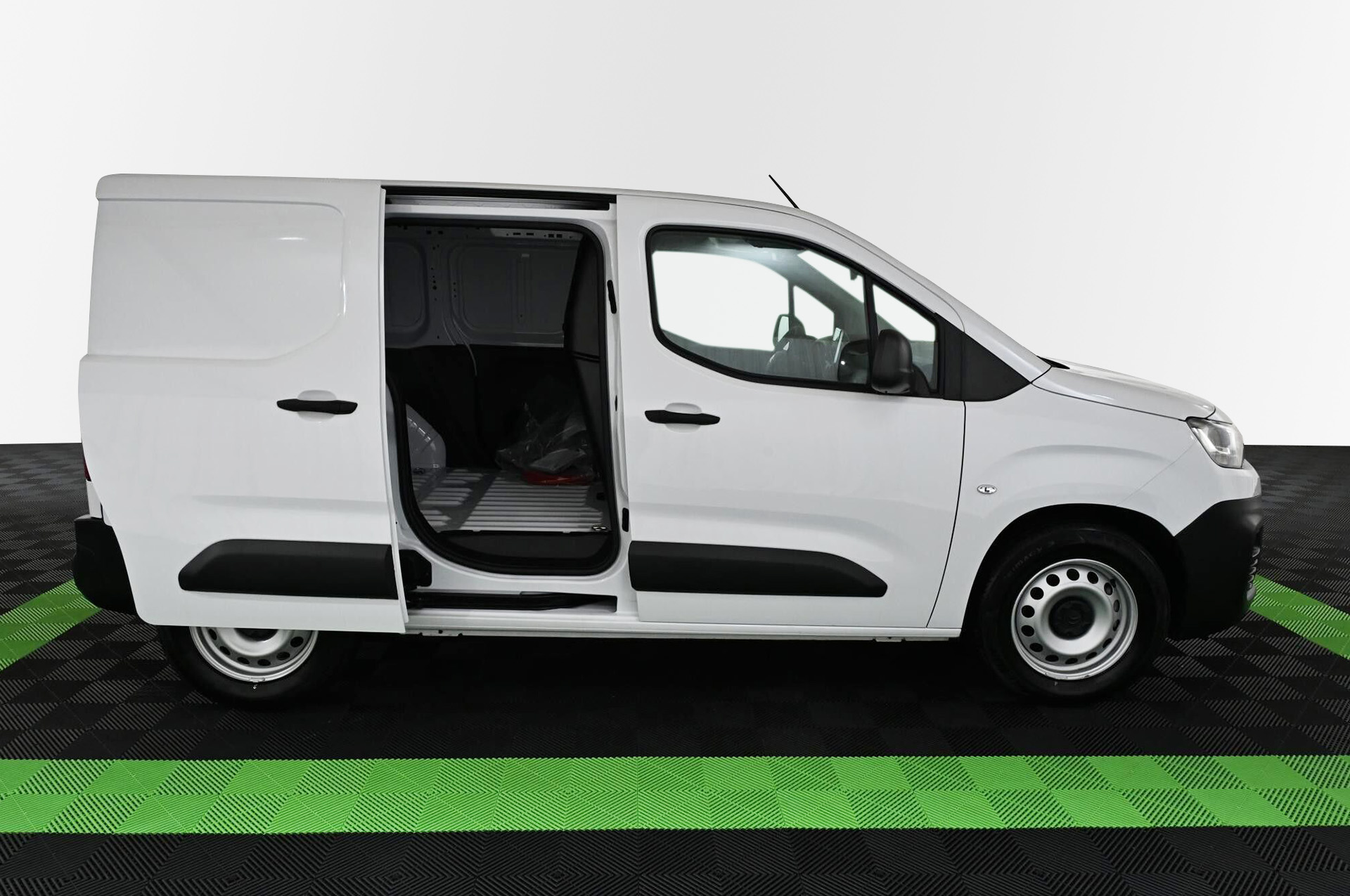 18903_p35 - CITROEN - BERLINGO - 2024 - photo 8