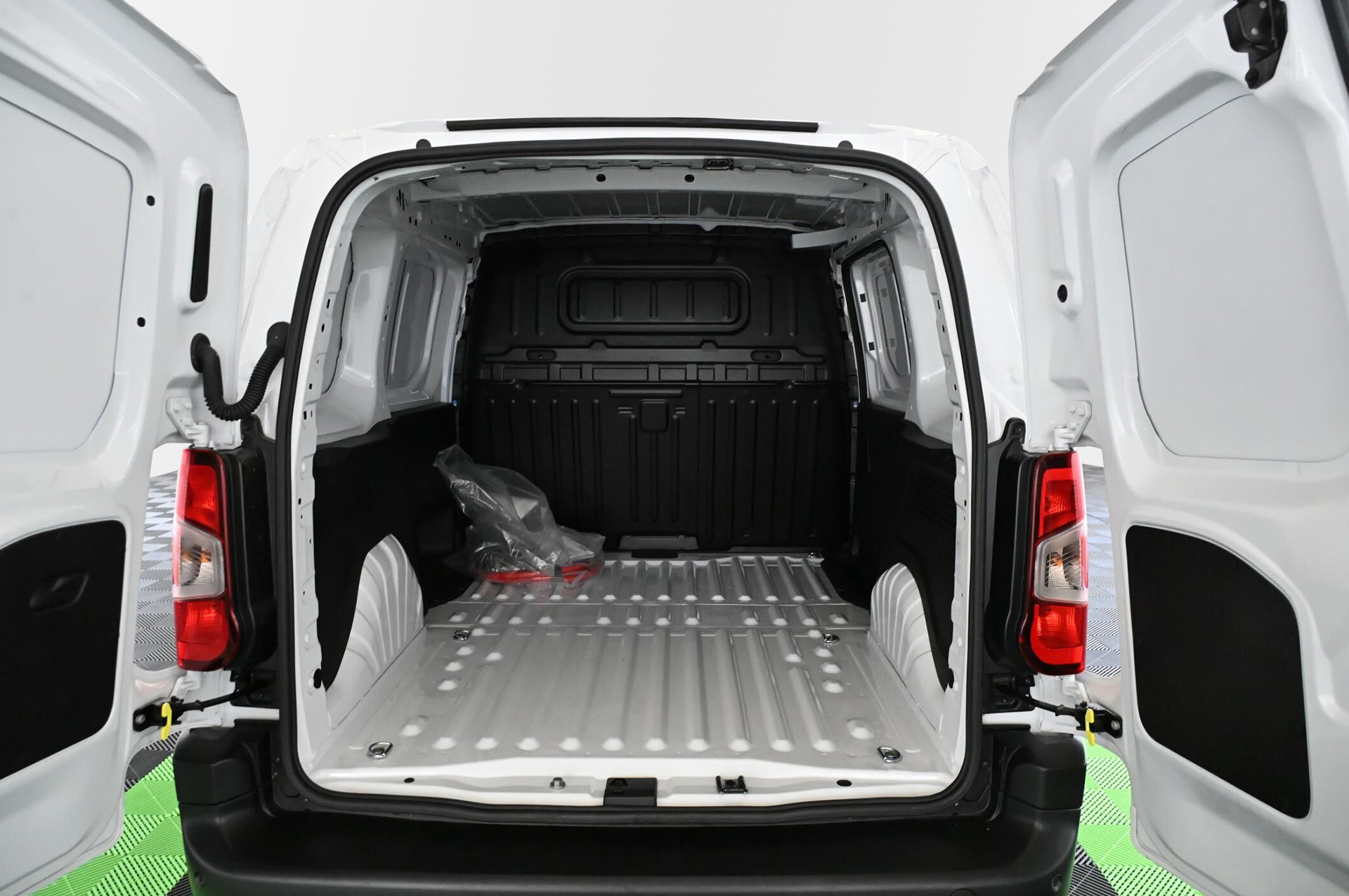 18903_p35 - CITROEN - BERLINGO - 2024 - photo 33