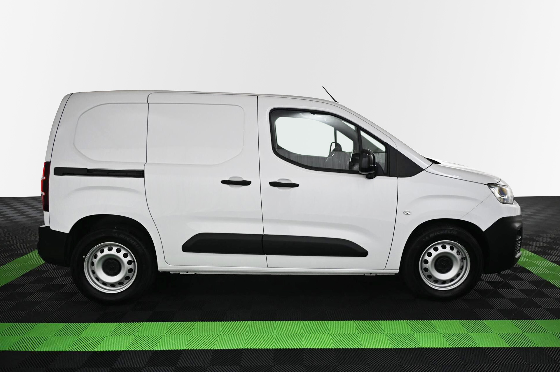 18898_p35 - CITROEN - BERLINGO - 2024 - photo 7