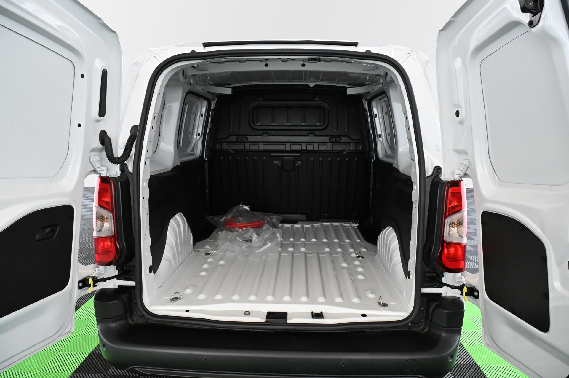 18925_p35 - CITROEN - BERLINGO - 2024 - photo 33