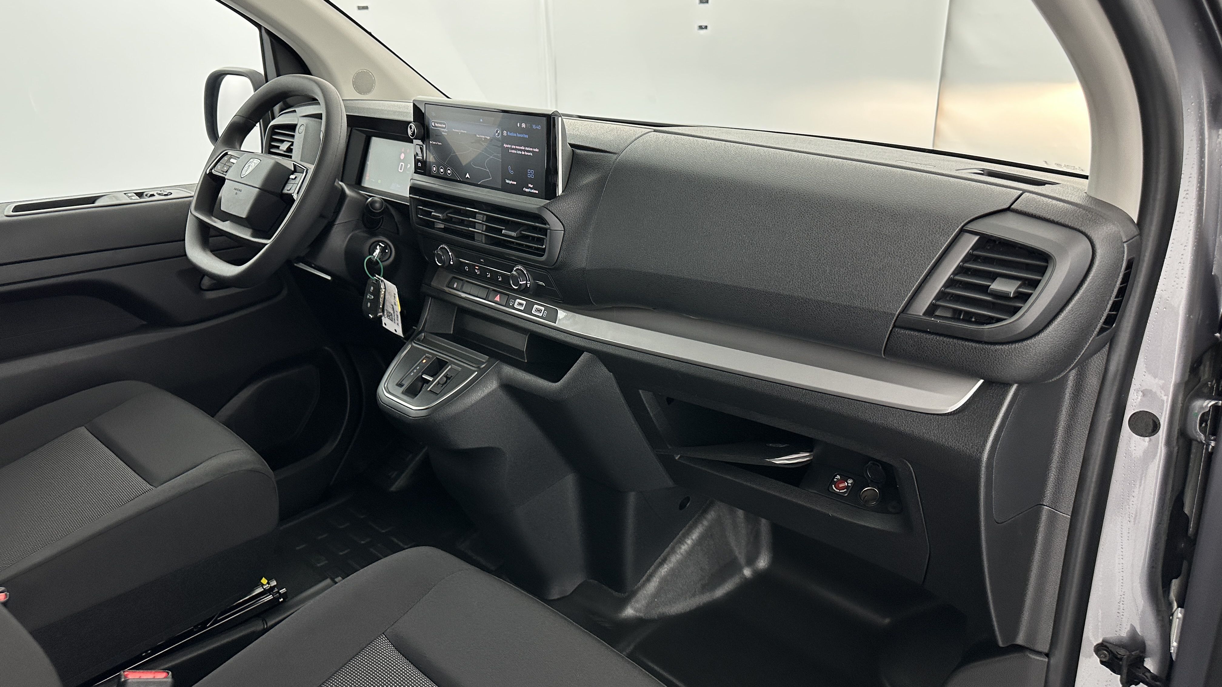 GLI00010578_p53 - PEUGEOT - EXPERT CA - 2025 - photo 7