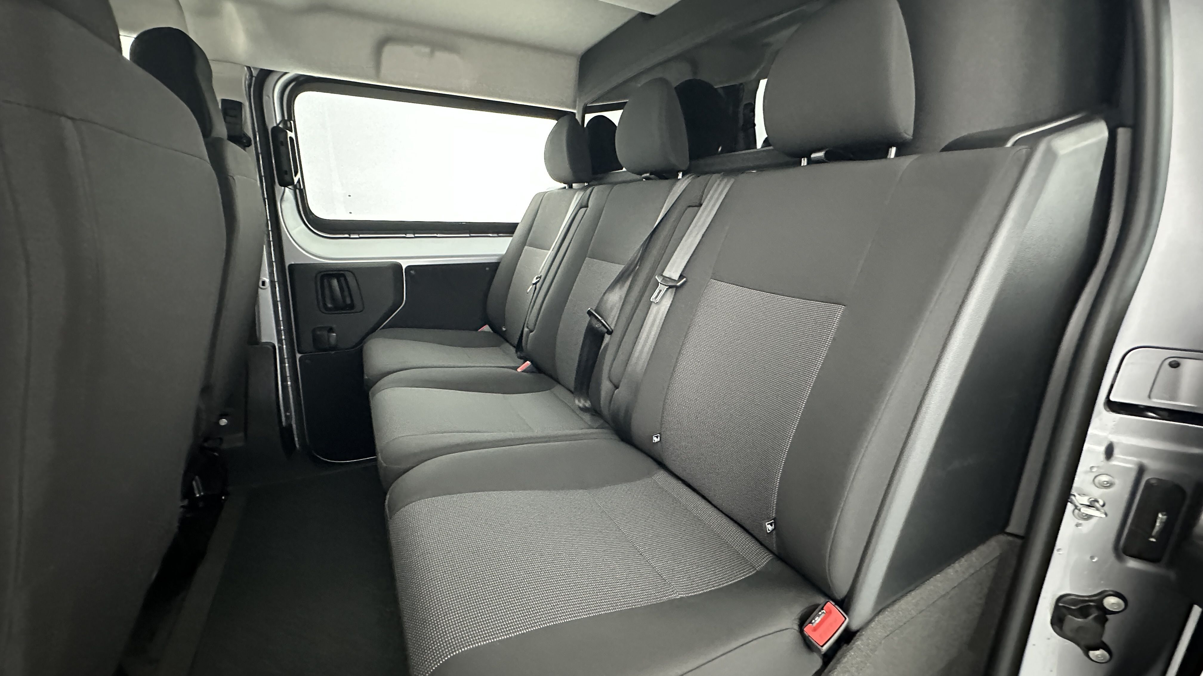 GLI00010617_p53 - PEUGEOT - EXPERT CA - 2025 - photo 8